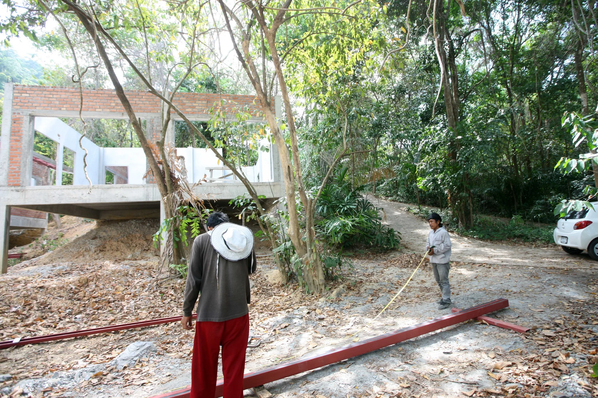 2015 Koh Lanta Songkran with friends from ISB (29).JPG