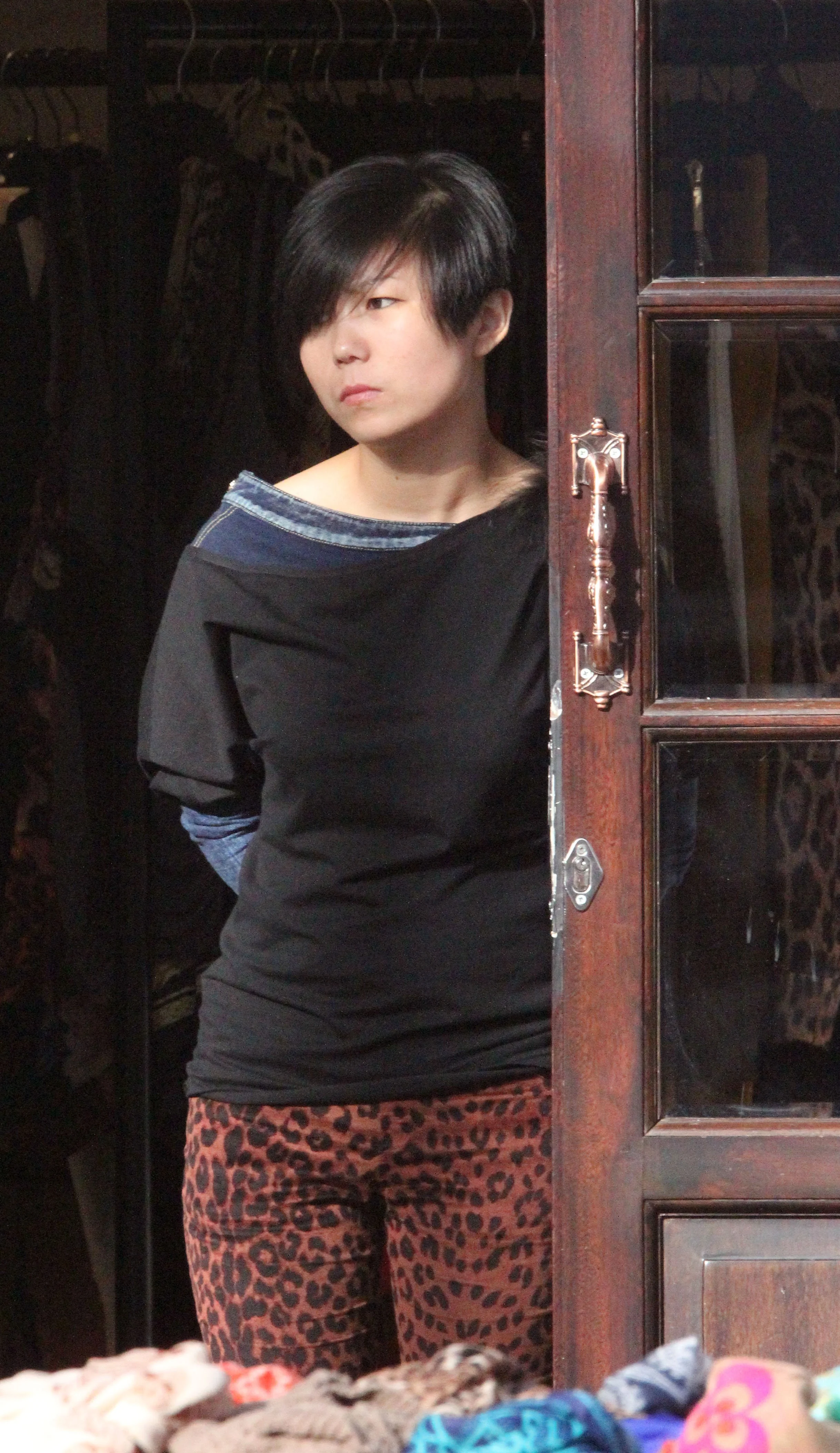 2012-11-3  SHANGHAI HUAIHAI LU ON A SUNDAY AFTERNOON (26).JPG