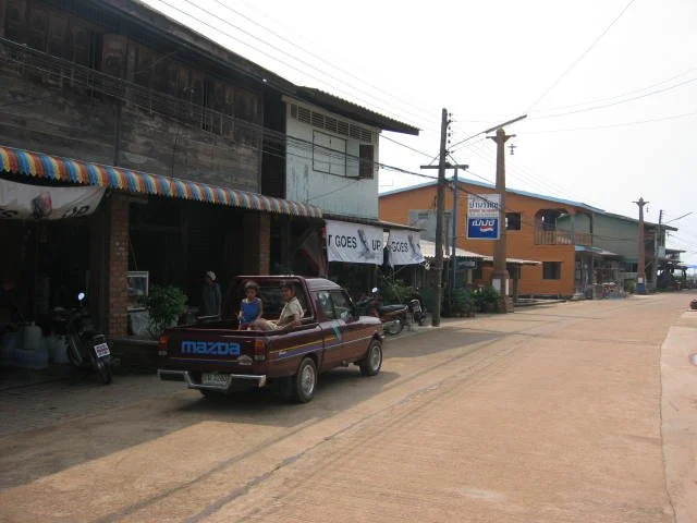 KOH LANTA - OLD TOWN - 2005  (3).jpg