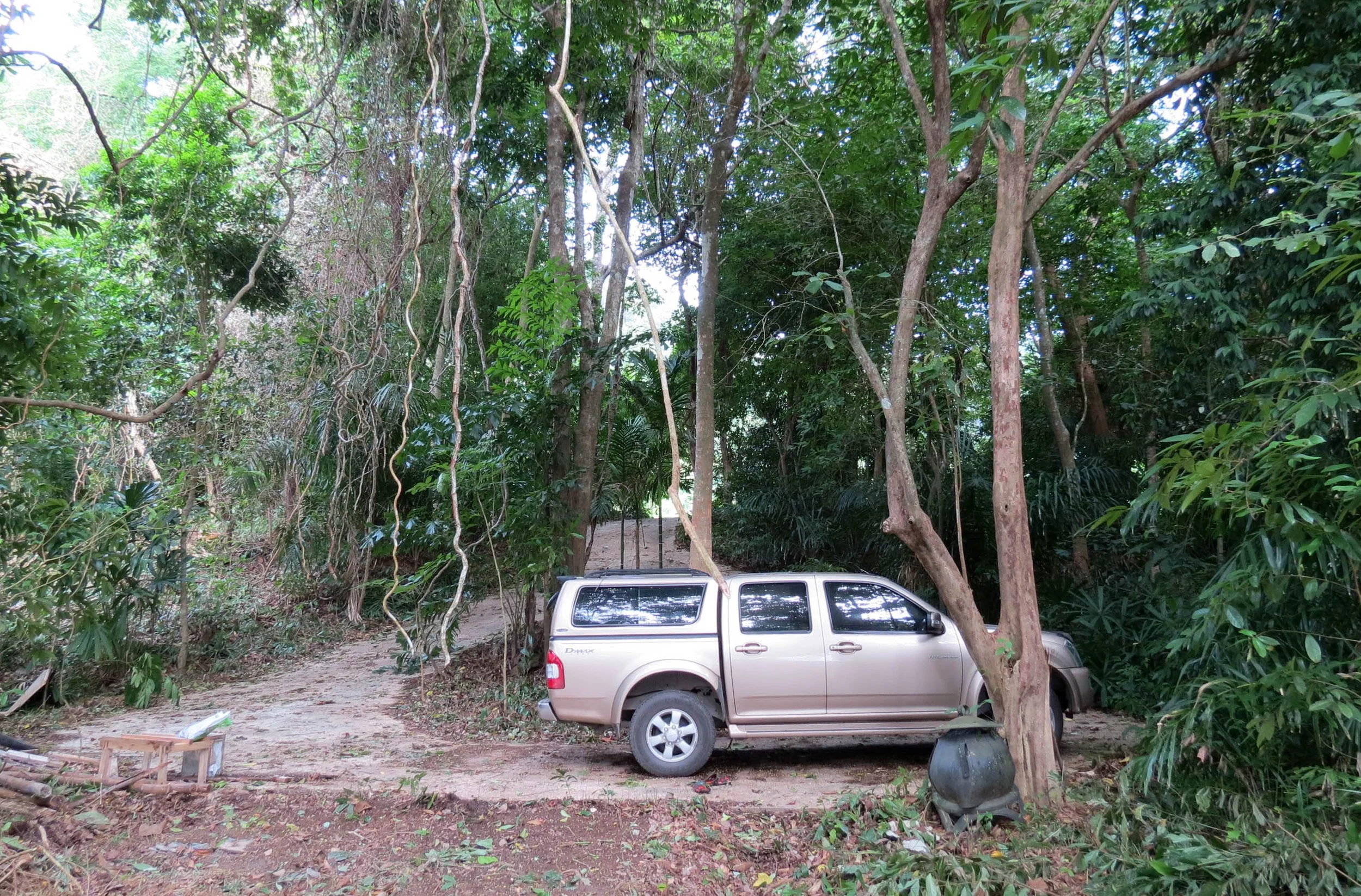 2014 Koh Lanta Build (45).JPG