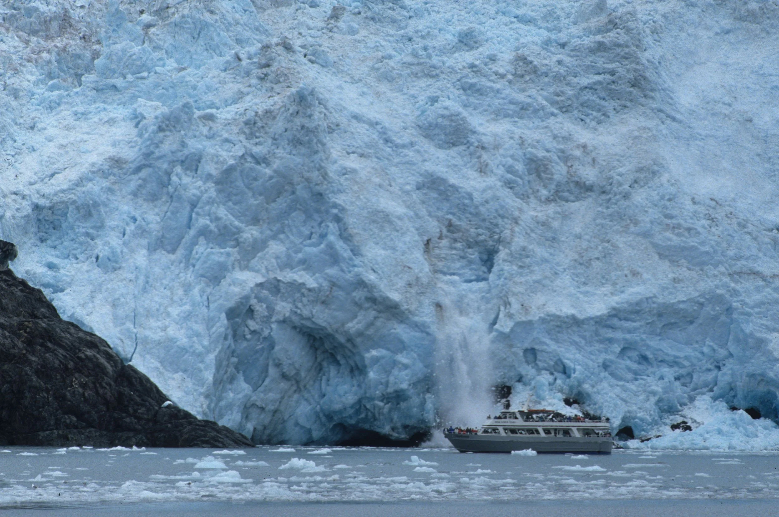 ALASKA - KENAI FJORDS GLACIER A.jpg