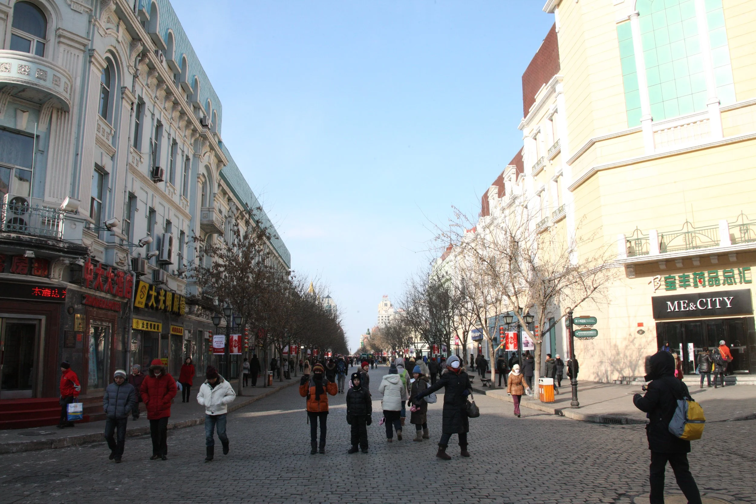 ZHONGYANG PEDESTRIAN STREET HARBIN CHINA (1).JPG