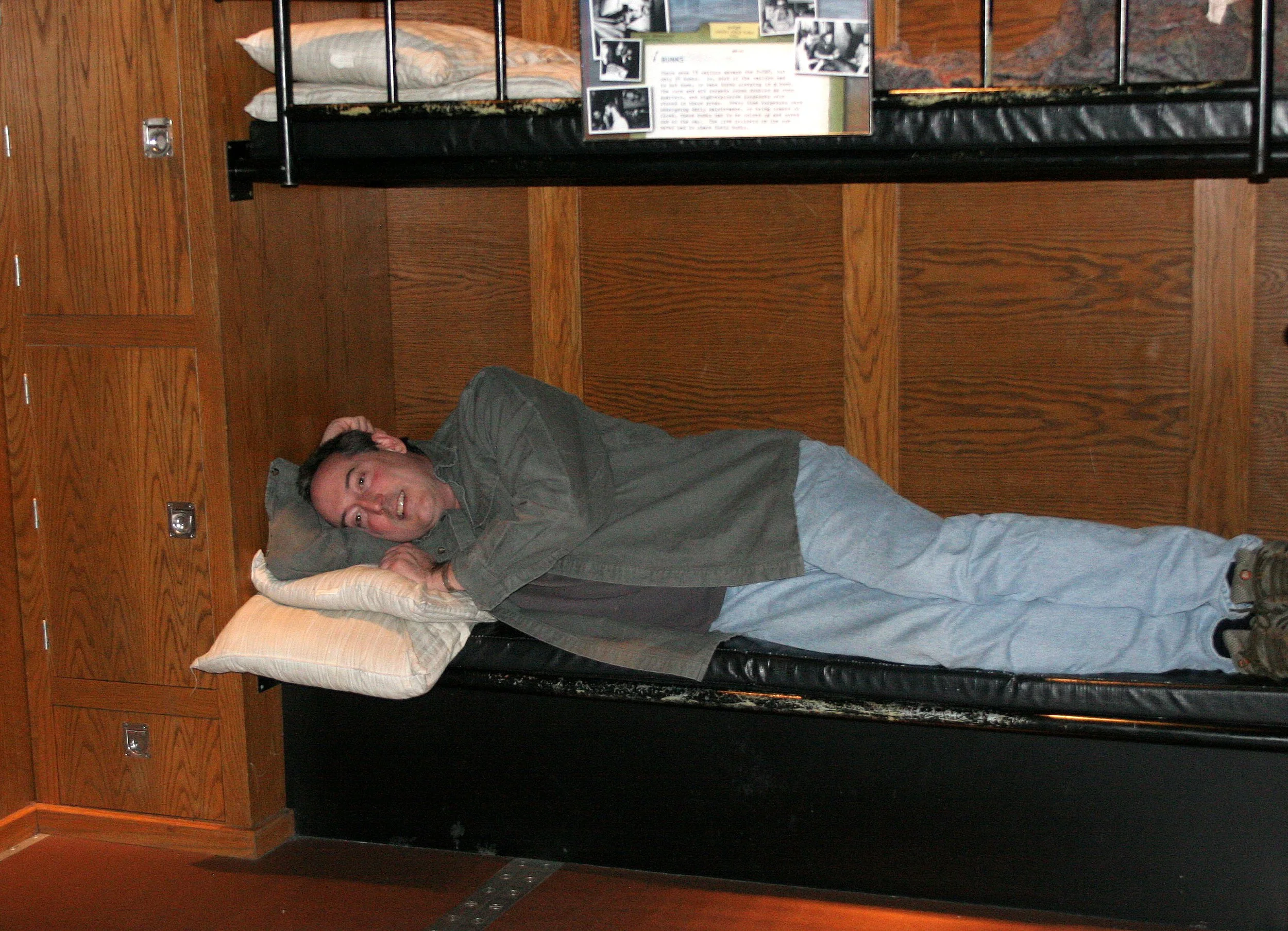 2008-3-31 CHICAGO SPRING TRIP - MUSEUM OF SCIENCE & INDUSTRY (4).JPG