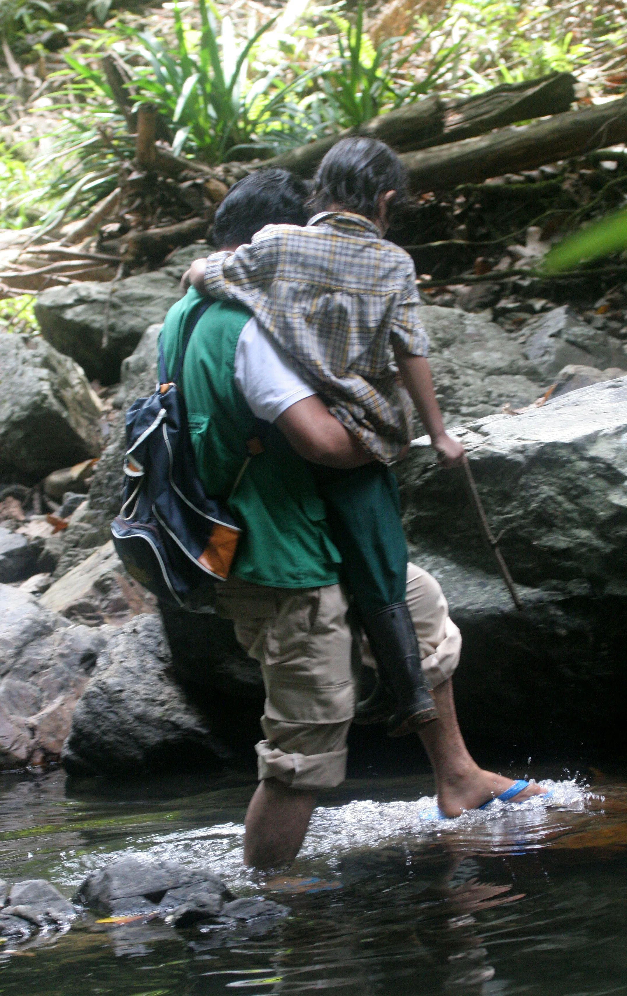 TABIN WILDLIFE RESERVE BORNEO - TREKKING WITH GUIDE (2).JPG