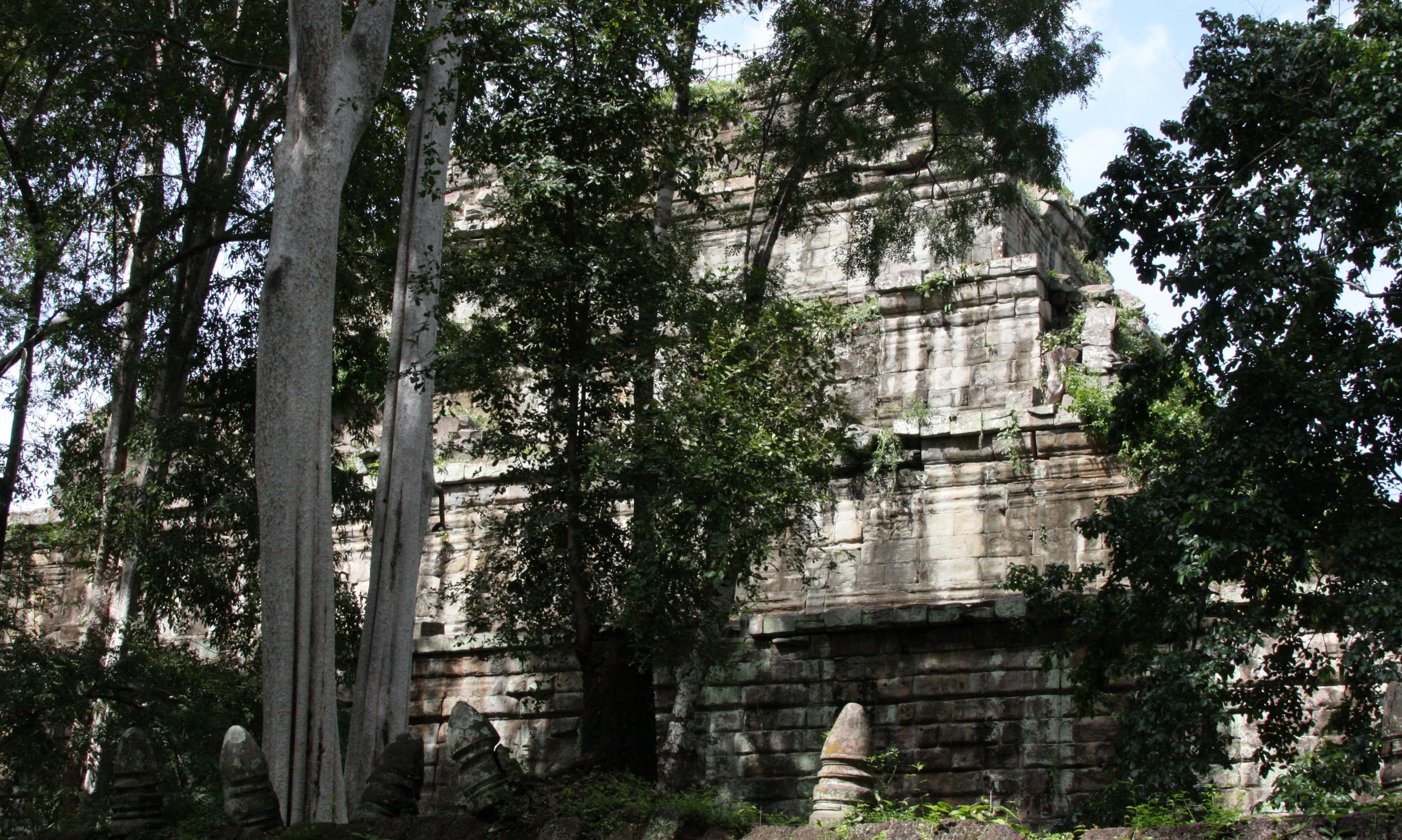KOH KER TEMPLE CAMBODIA (20).JPG