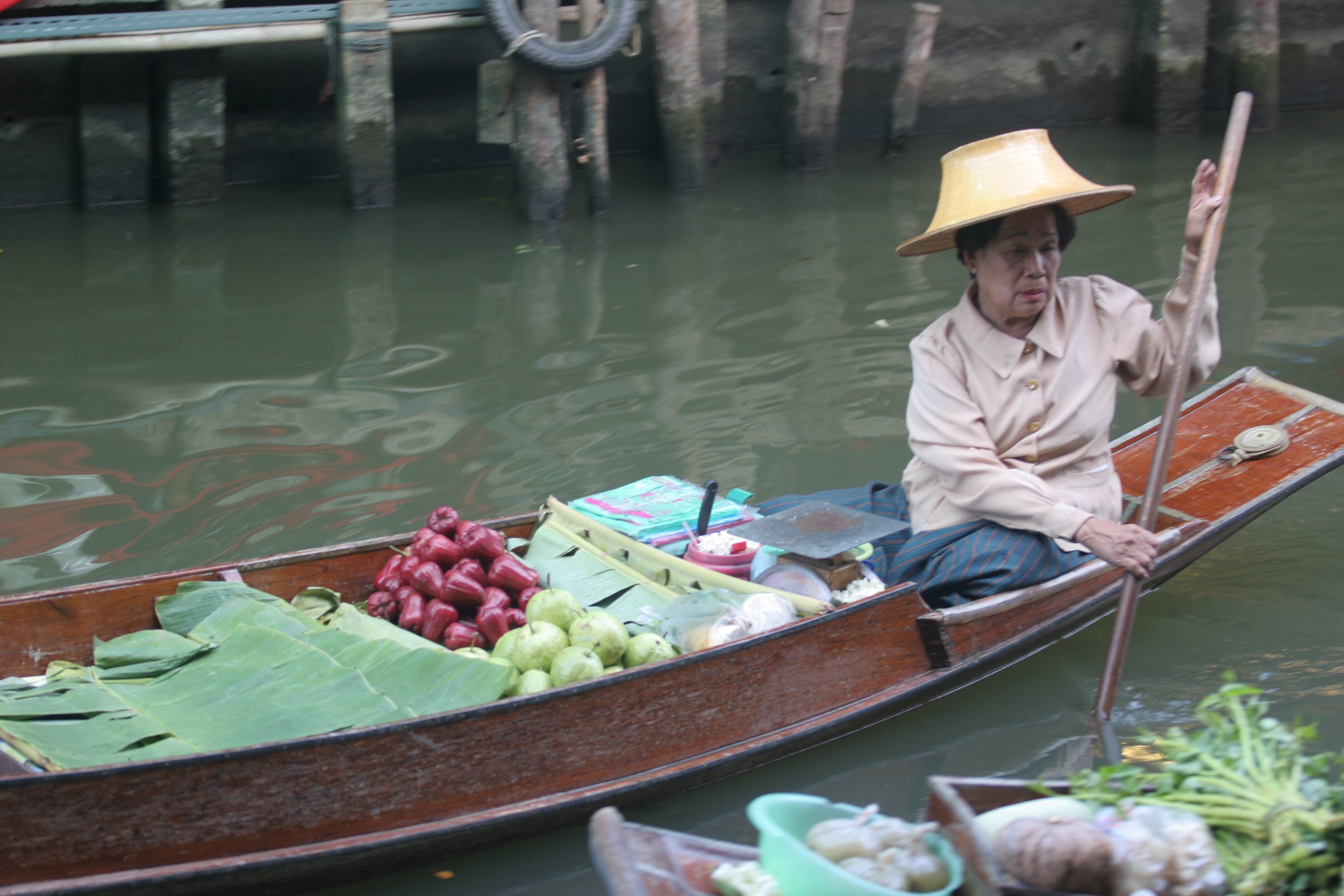 FLOATING MARKET6.jpg