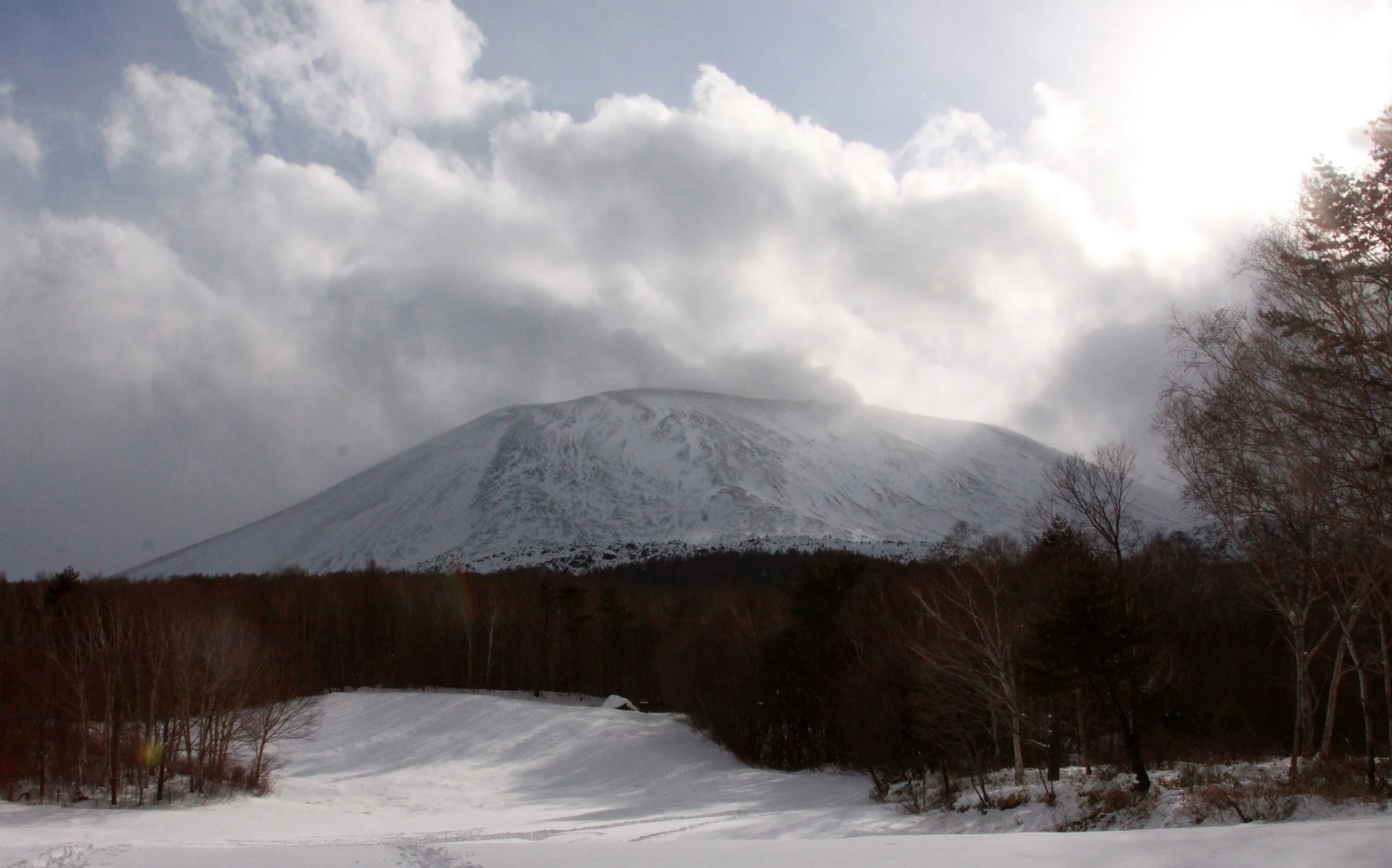 MOUNT ASAMA - JOSHIN'ETSUKOGEN NATIONAL PARK JAPAN (33).JPG