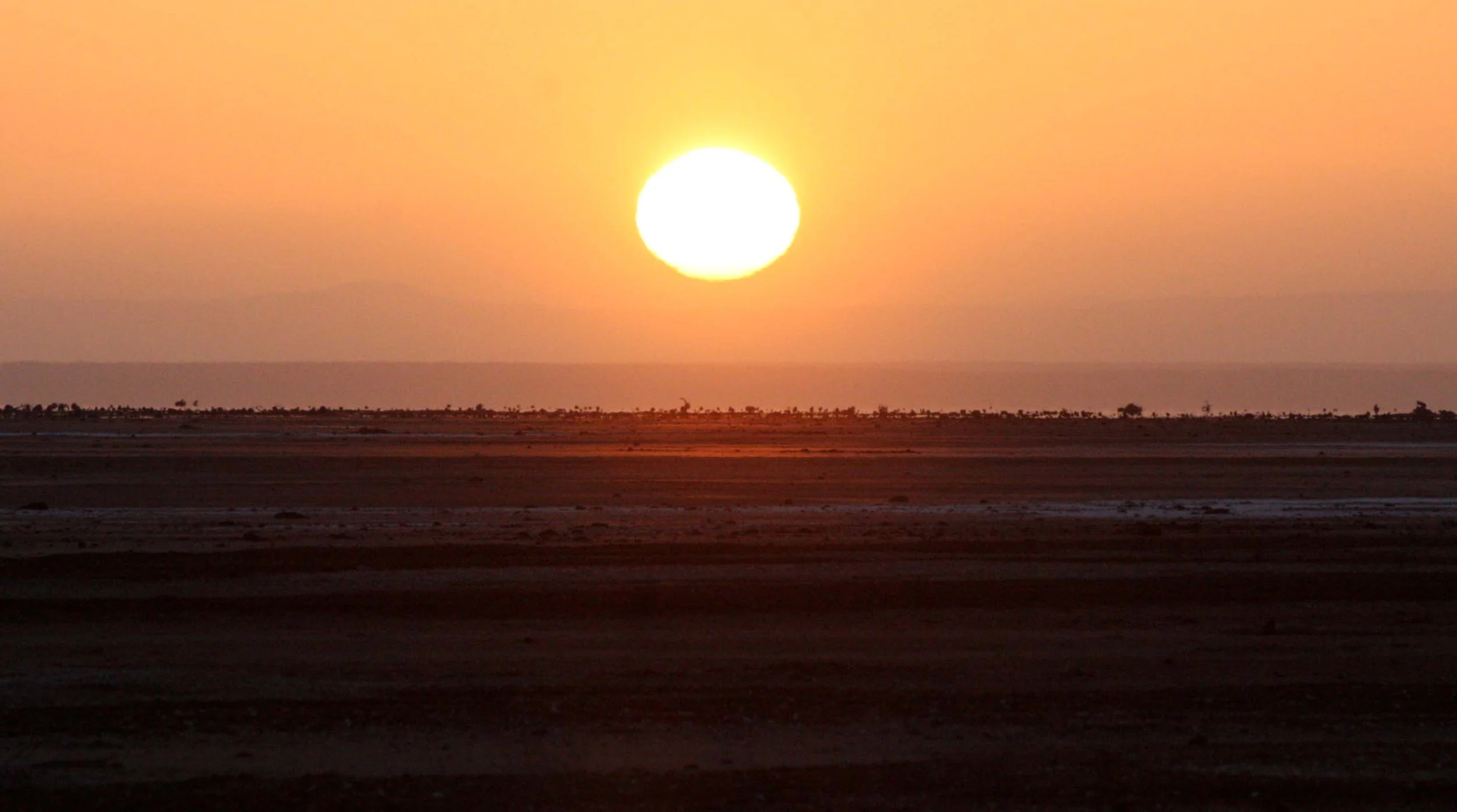 SAN IGNACIO LAGOON BAJA MEXICO - SUNSET AT PACHICOS CAMP (3).JPG