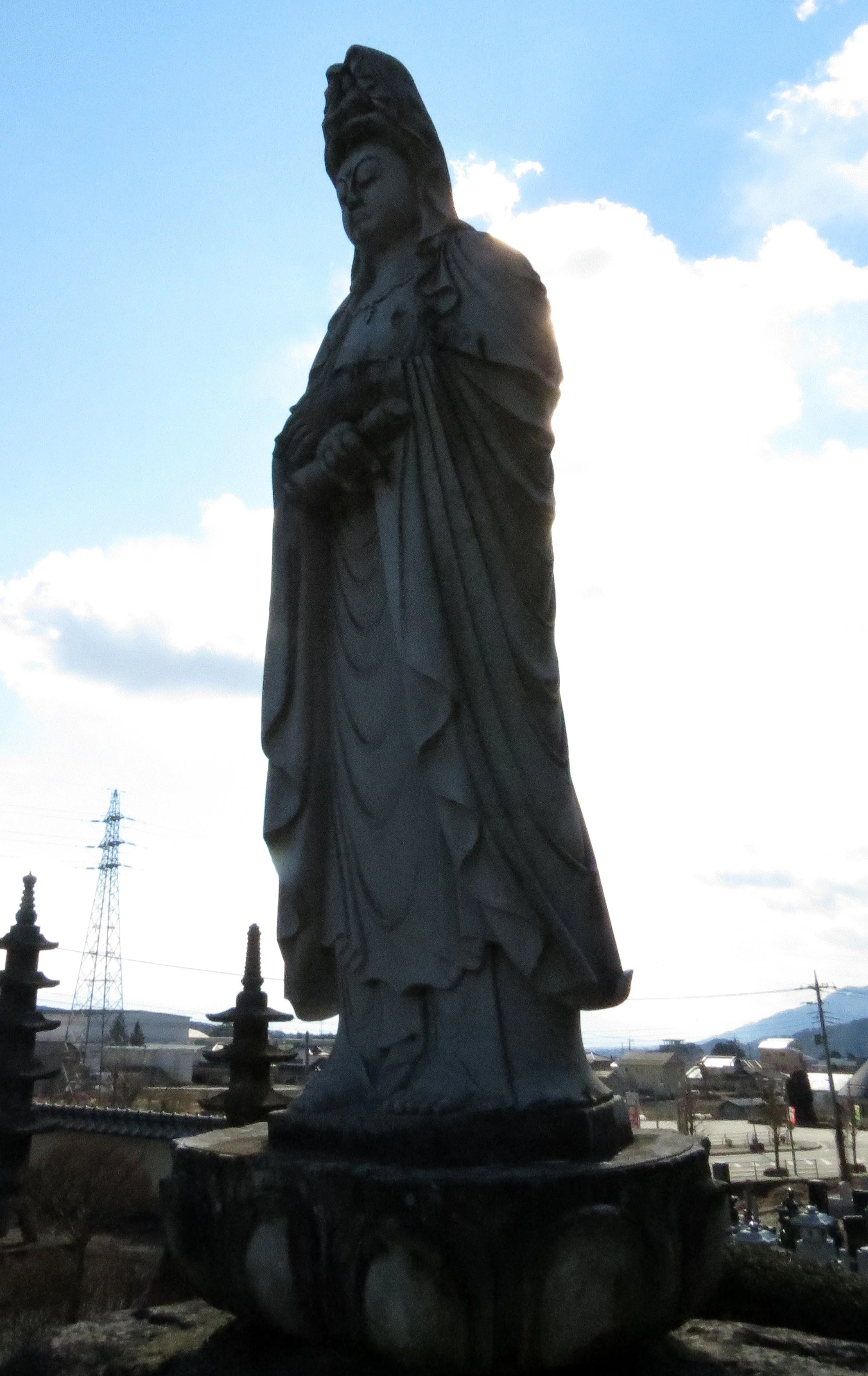 NIRASAKI TEMPLE  JAPAN (5).JPG