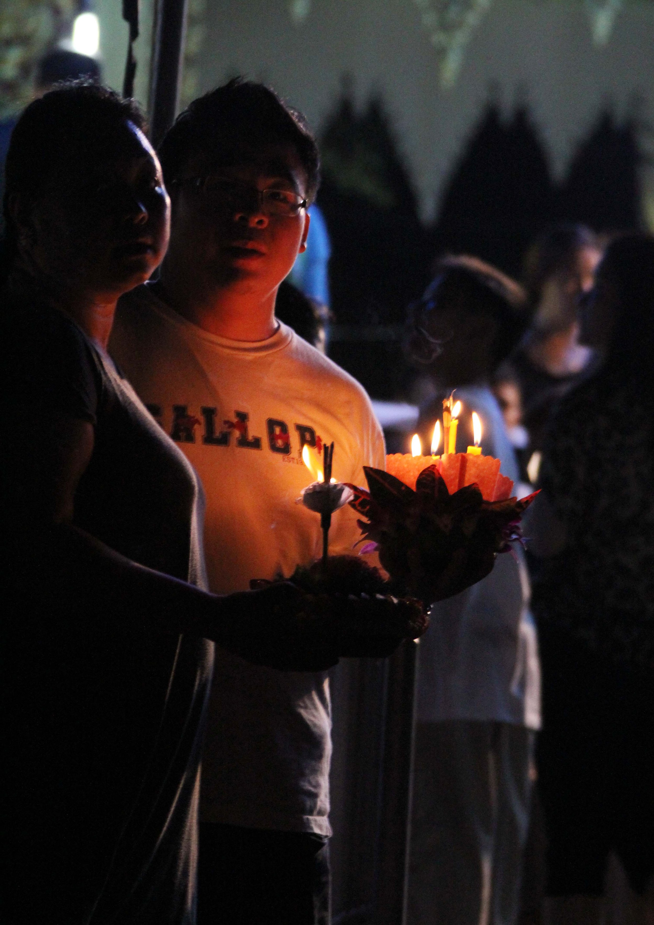 2013 Loy Krathong in Bangkok (54).JPG