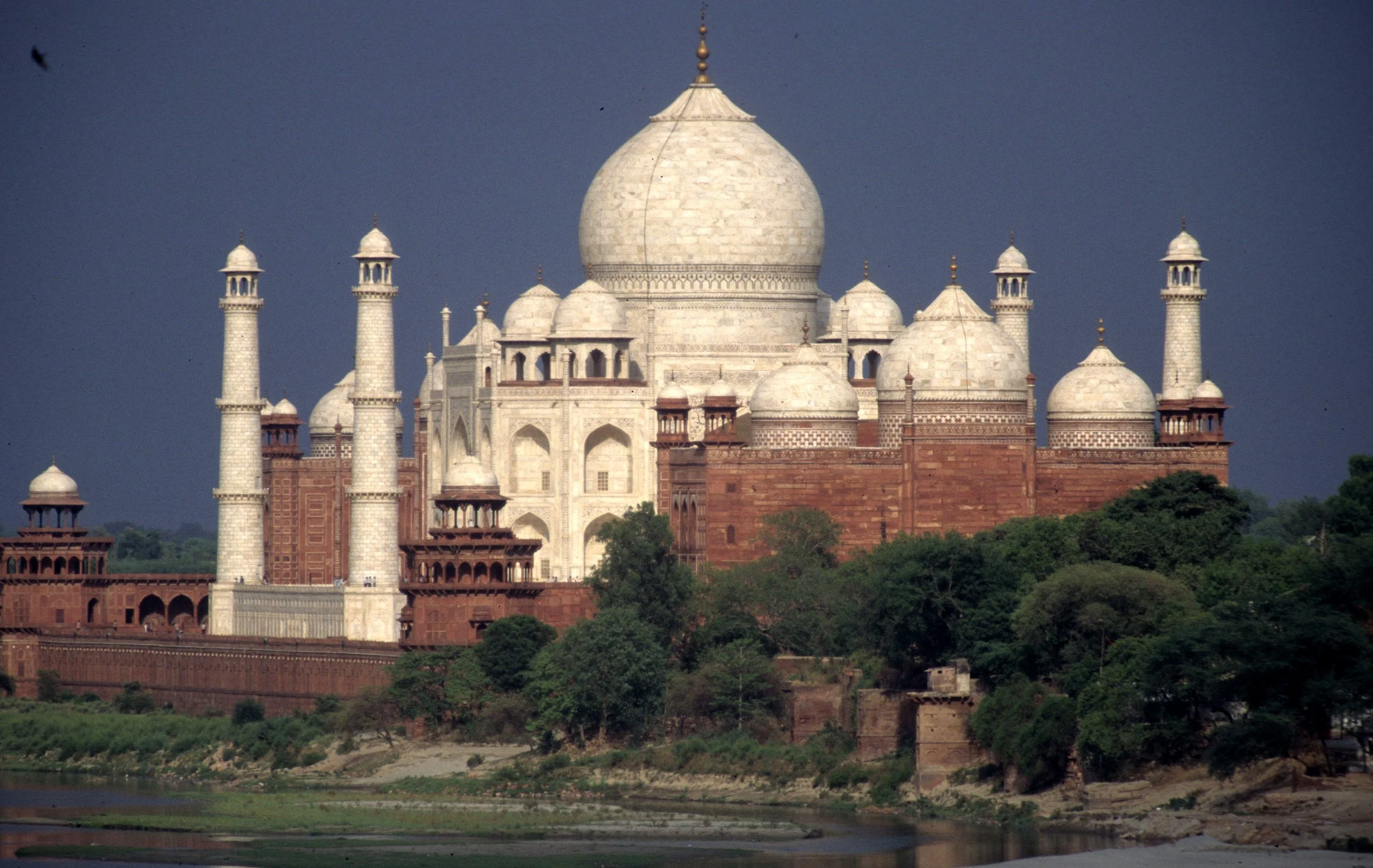 INDIA - AGRA - TAJ MAHAL K.jpg