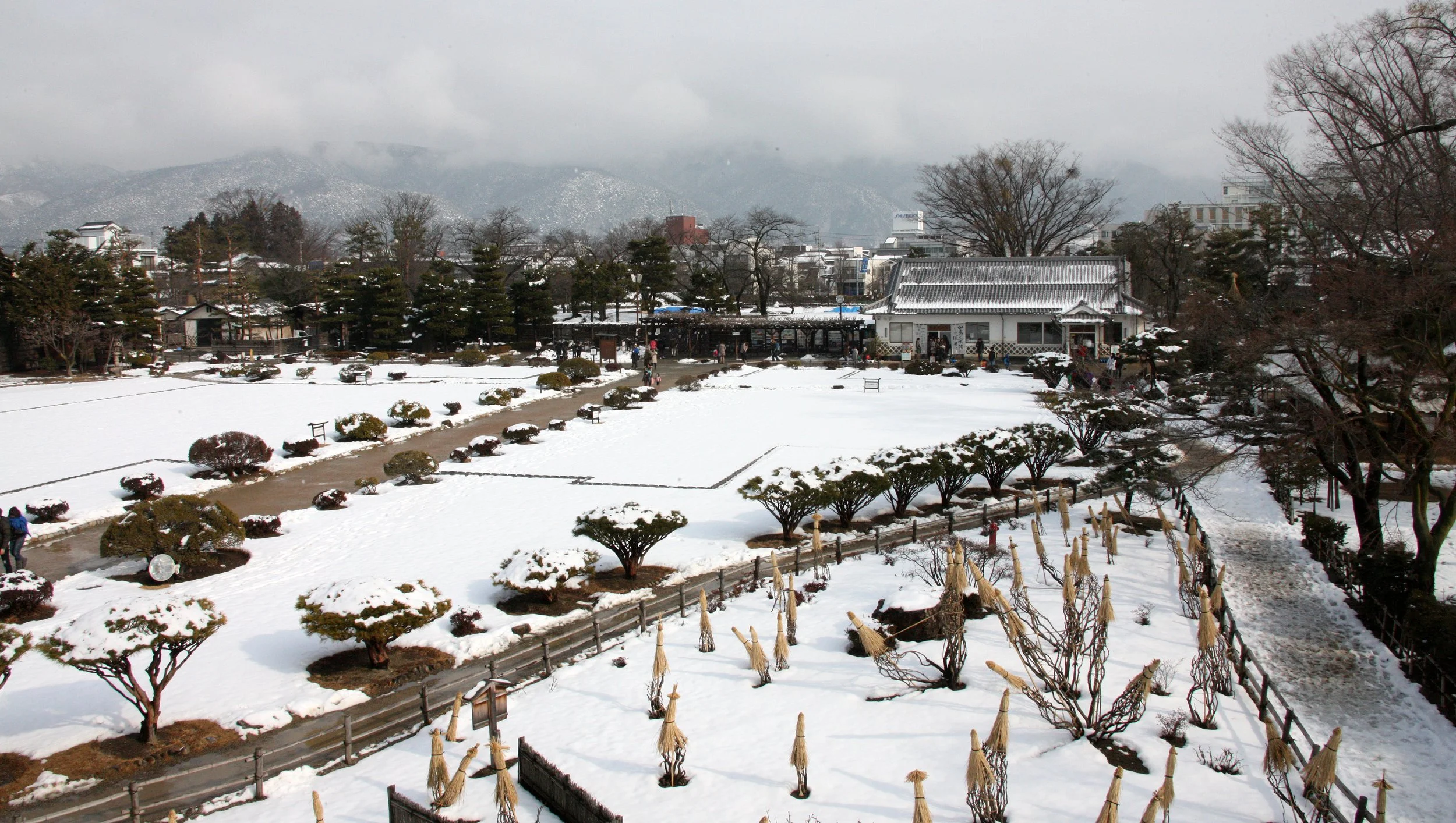 MATSUMOTO CASTLE (58).JPG