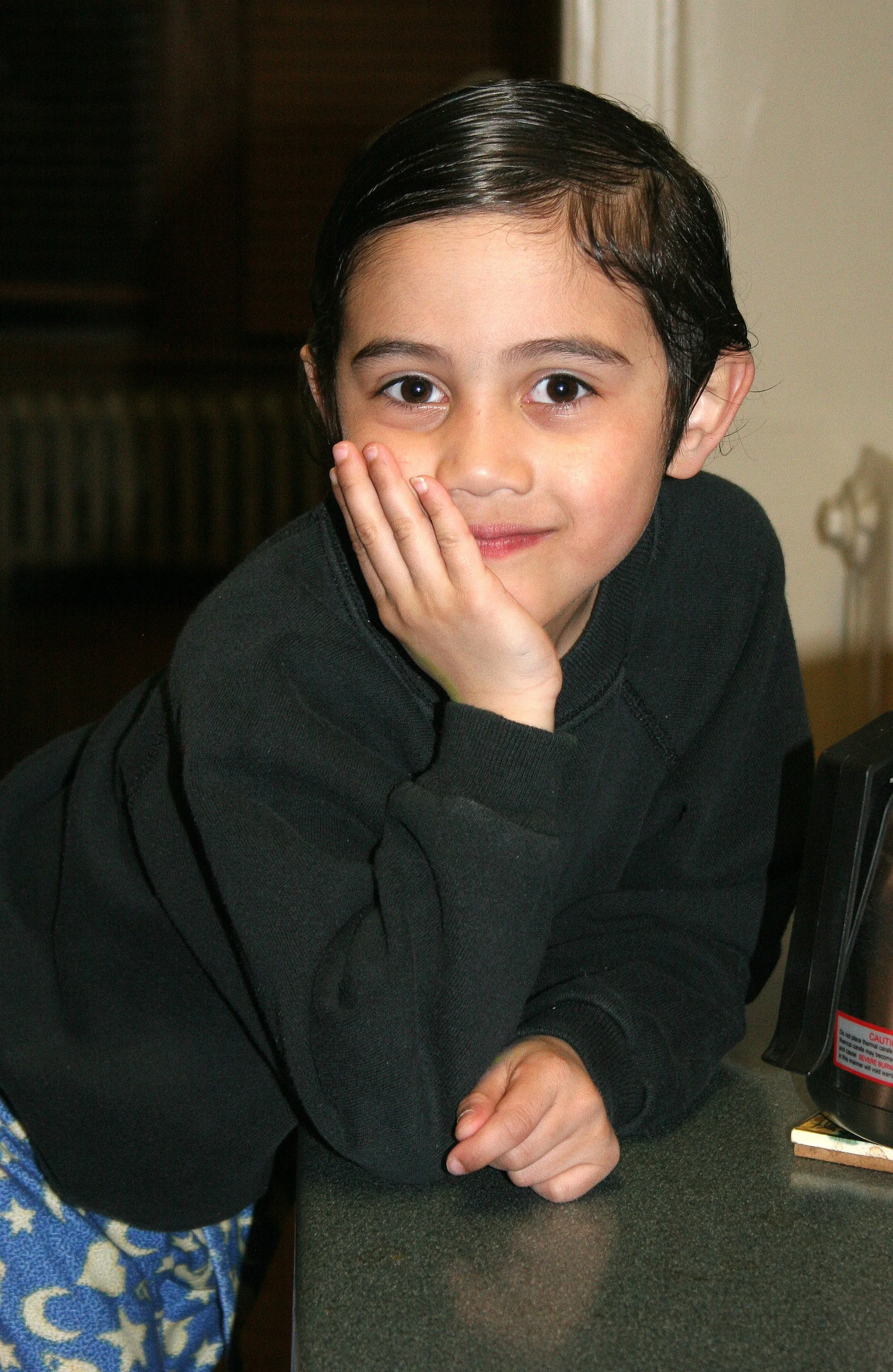 2008-4-2 CHICAGO SPRING TRIP - COKIE POSING (7).JPG