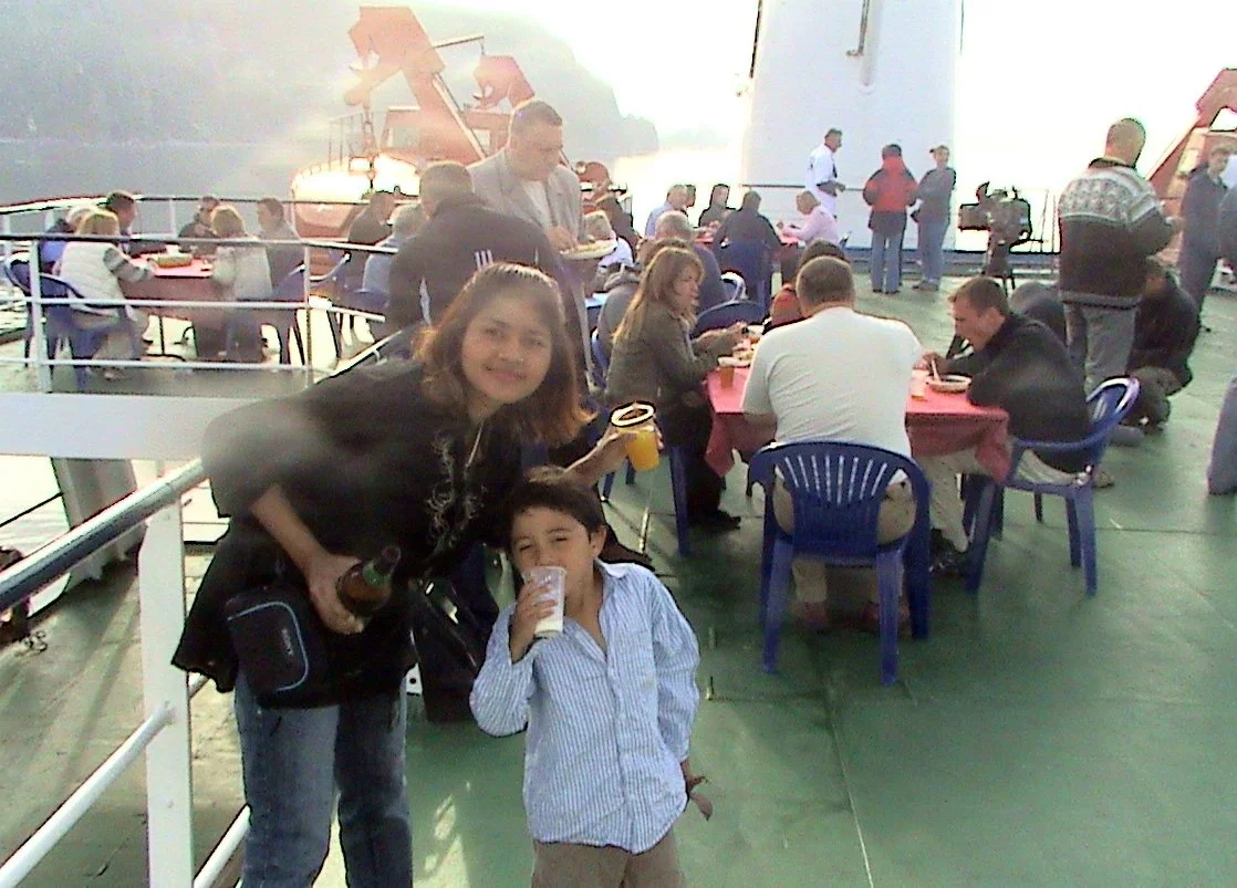 Deck party at 90F in the Commanders!  IT is never this warm there - the entire time was absolutely spectacular