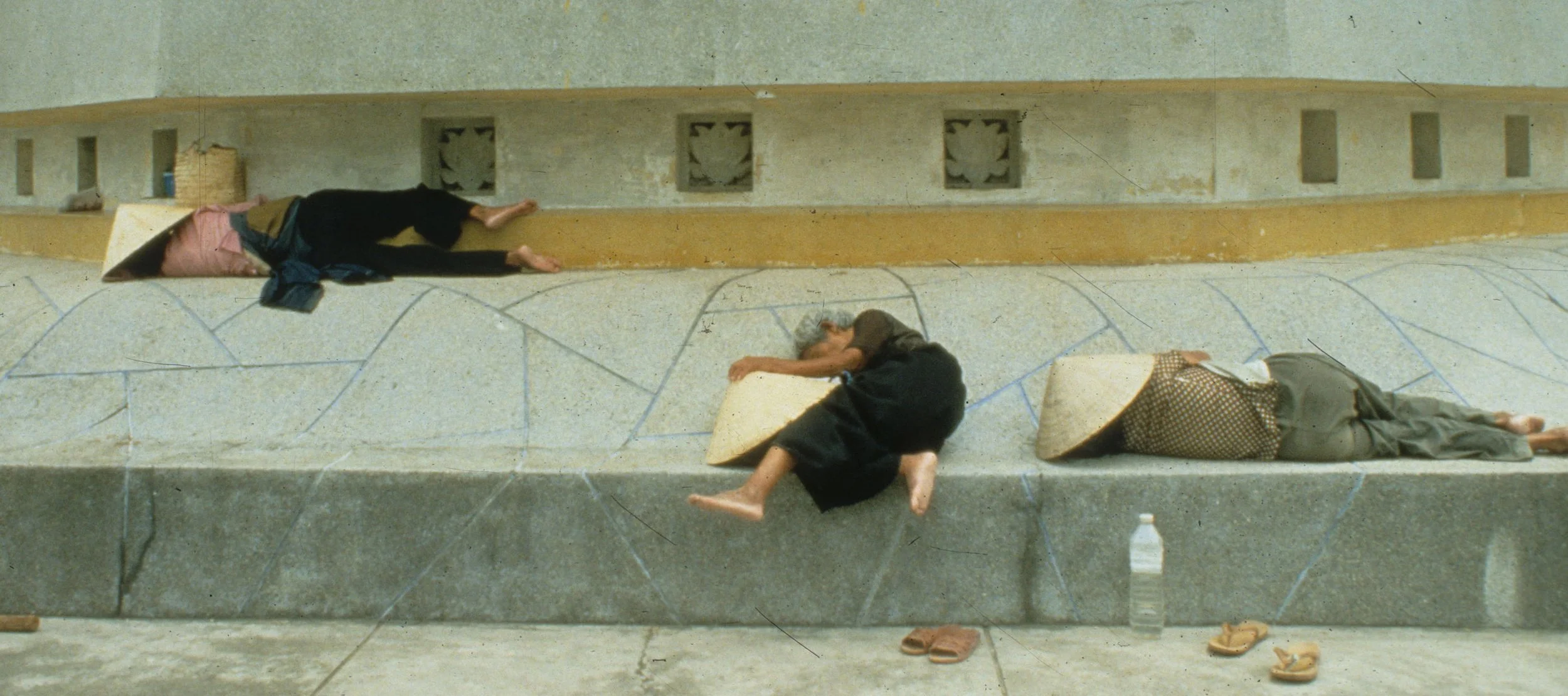NHA TRANG - SLEEPING AT THE TEMPLE AT NOON A.jpg