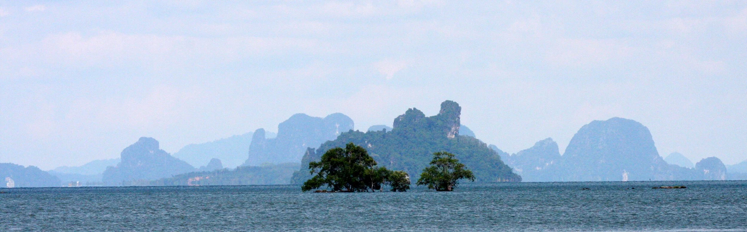 KOH LANTA - 2008 - HANGING ON THE ISLANDS (4).JPG
