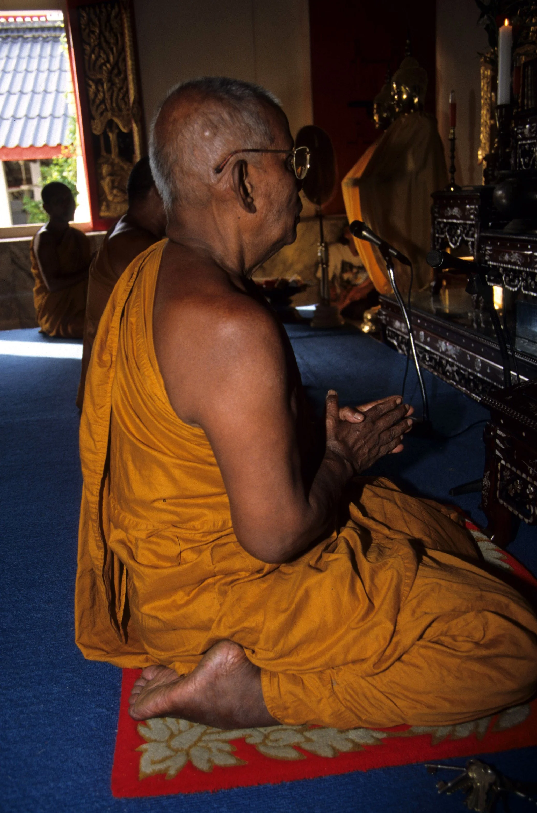 2002 Nakhonsithammarat Cokie's Dedication Ceremony to Buddhism (18).jpg
