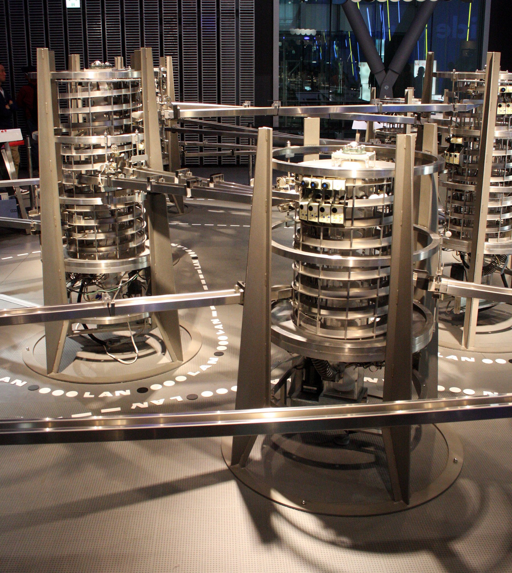 TOKYO - MAY 2009 - MIRAIKAN SCIENCE MUSEUM - MAY 2009 (7).JPG