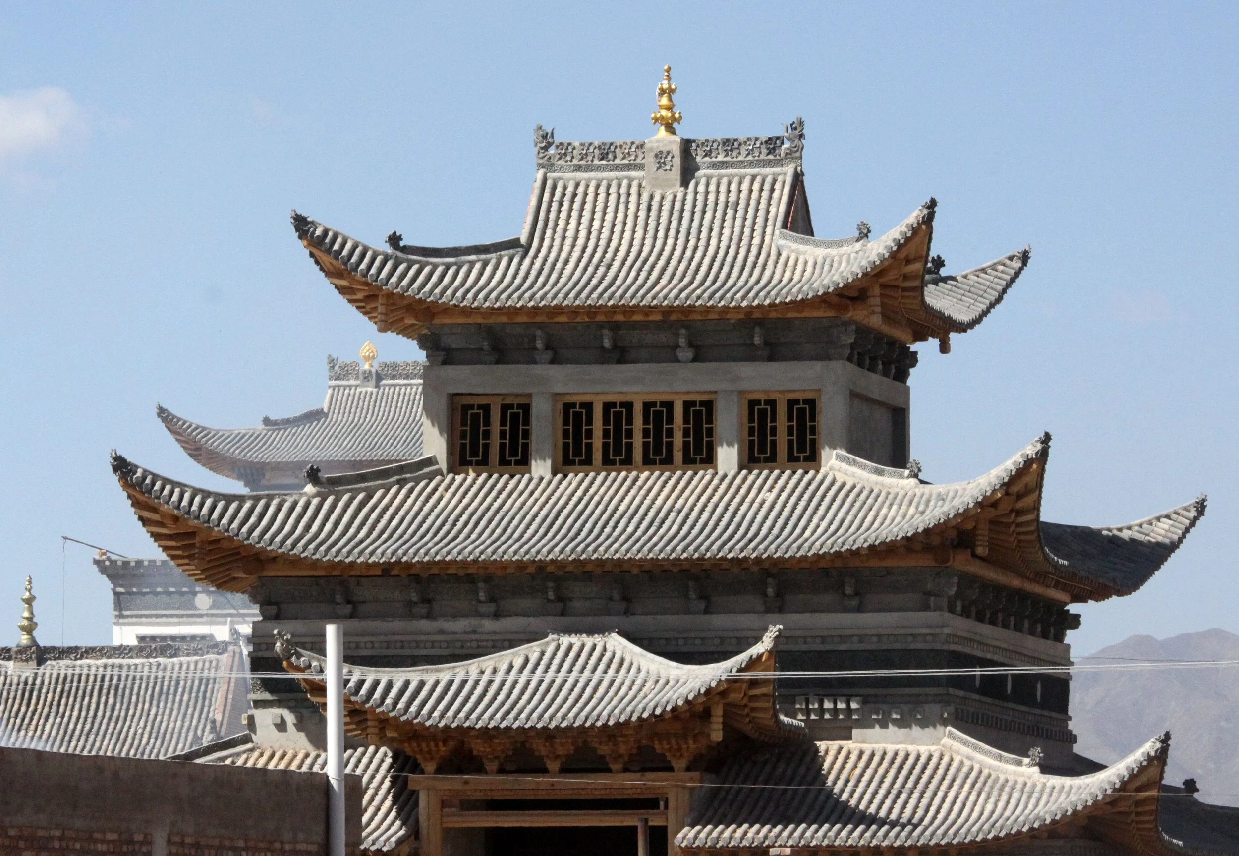 XINGHAI CANYON AND VICINITY CHINA (17).JPG