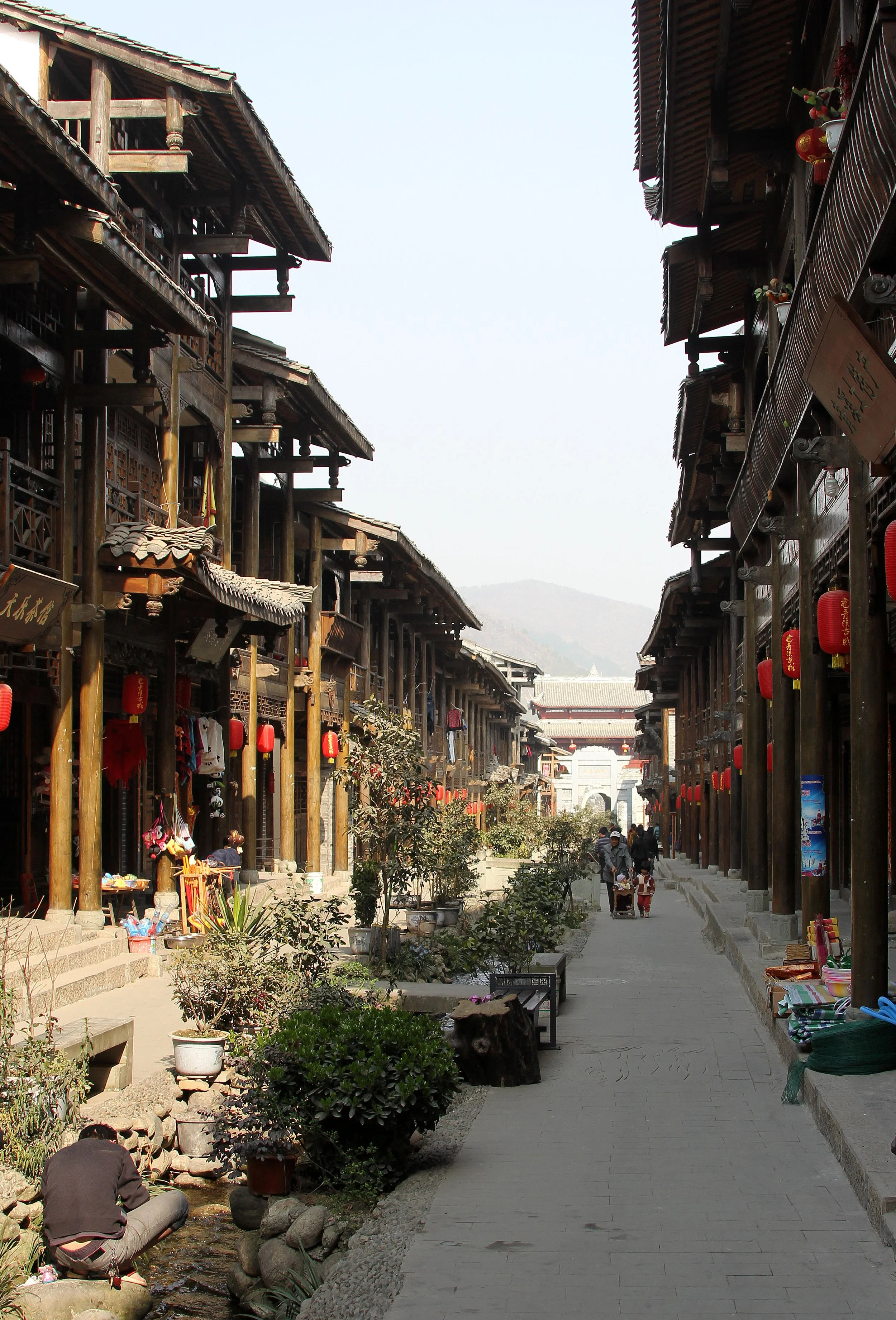 SHANGLI ANCIENT TOWN - SICHUAN CHINA (9).JPG