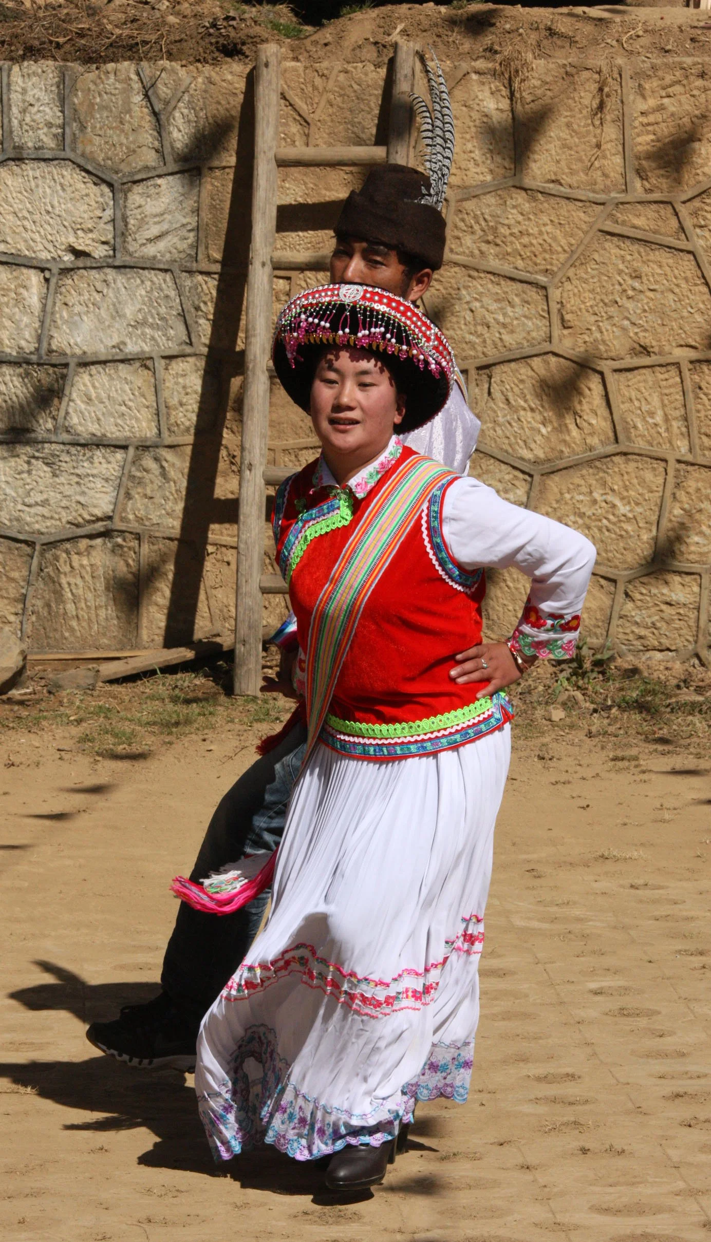 YUNNAN - BAIMA SNOW MOUNTAIN NATURE RESERVE YUNNAN - NAXI AND LISU VILLAGERS (26).JPG