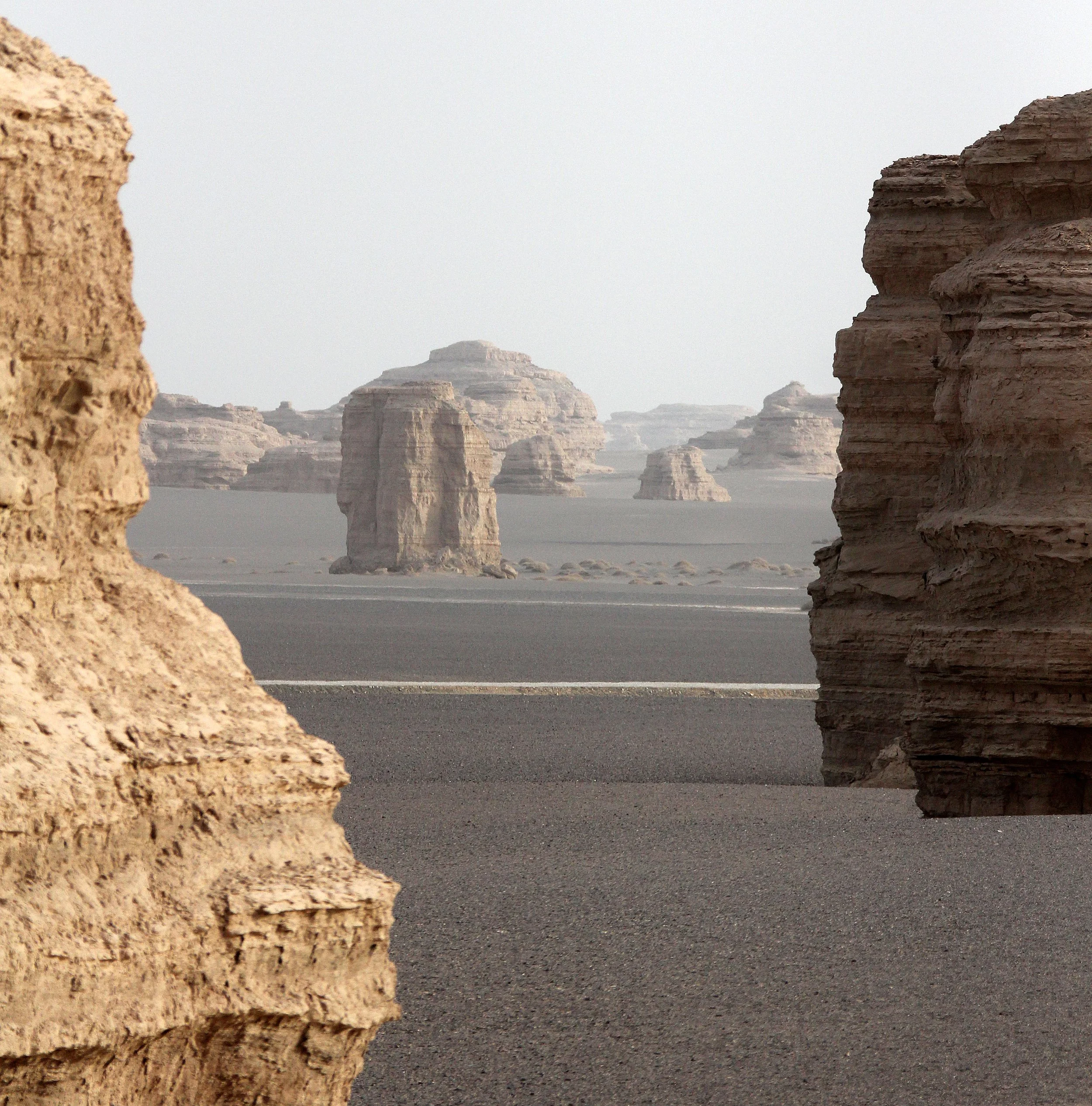 YADAN NATIONAL GEOLOGICAL RESERVE - GANSU CHINA (32).JPG