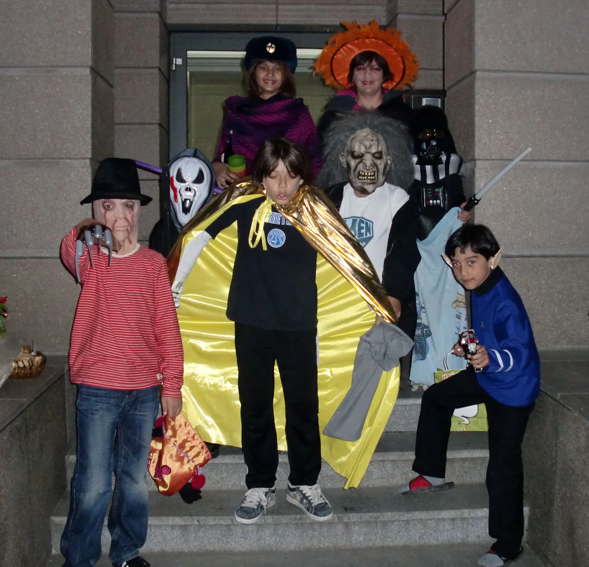 HALLOWEEN IN SHANGHAI - 2010 (19).JPG