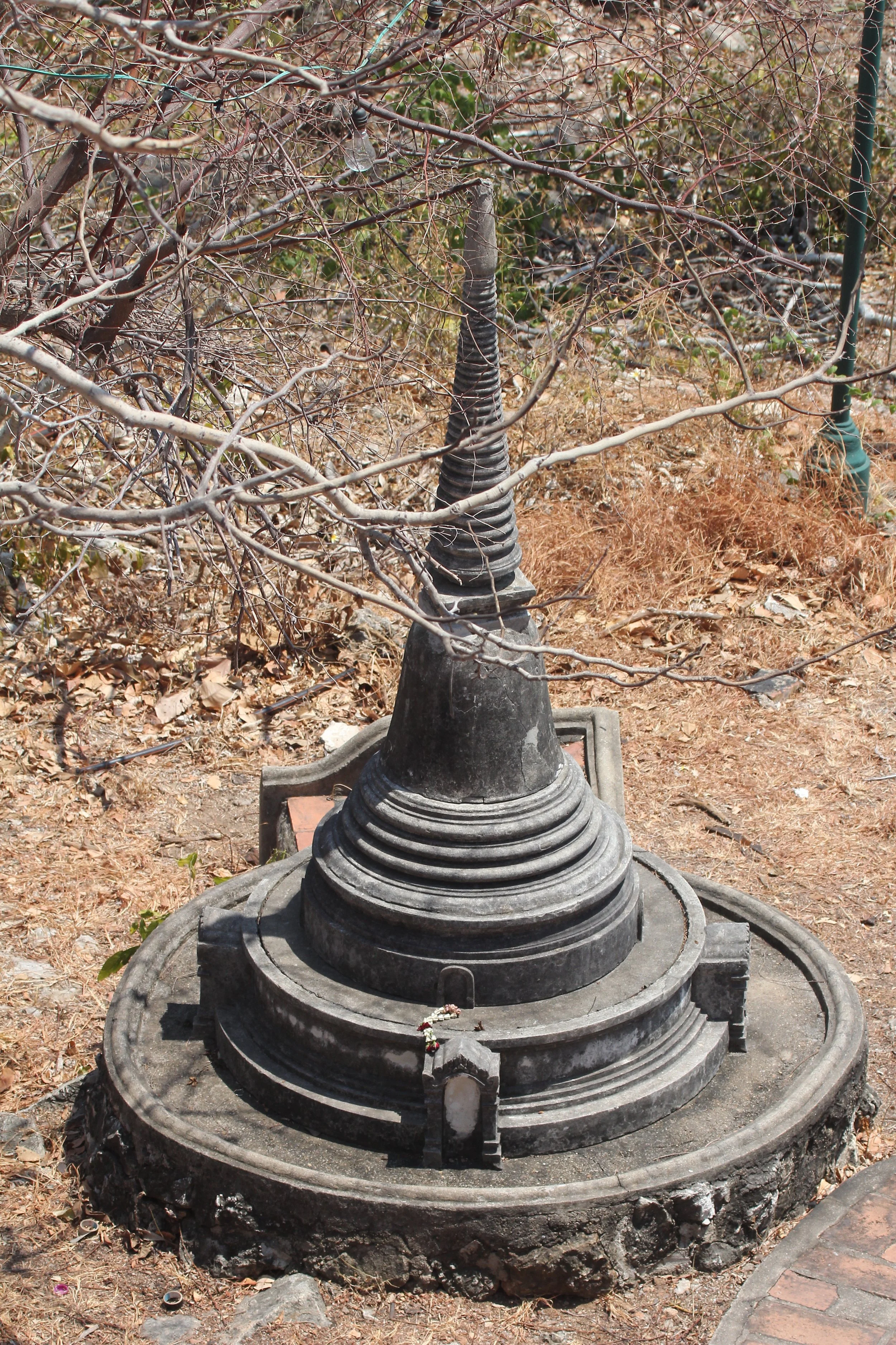 2020 Petchaburi Temple Trip with Cokie (156).JPG