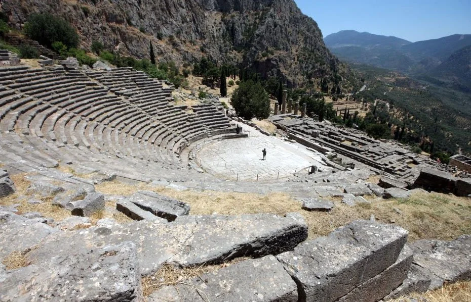 DELPHI GREECE.JPG