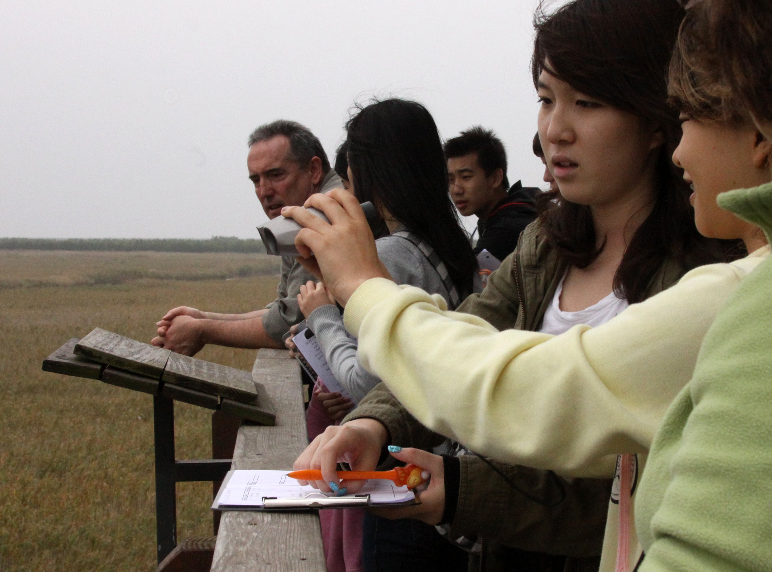 CHONGMING ISLAND DONGTAN WETLANDS RESERVE FIELD TRIP 2011 (45).JPG