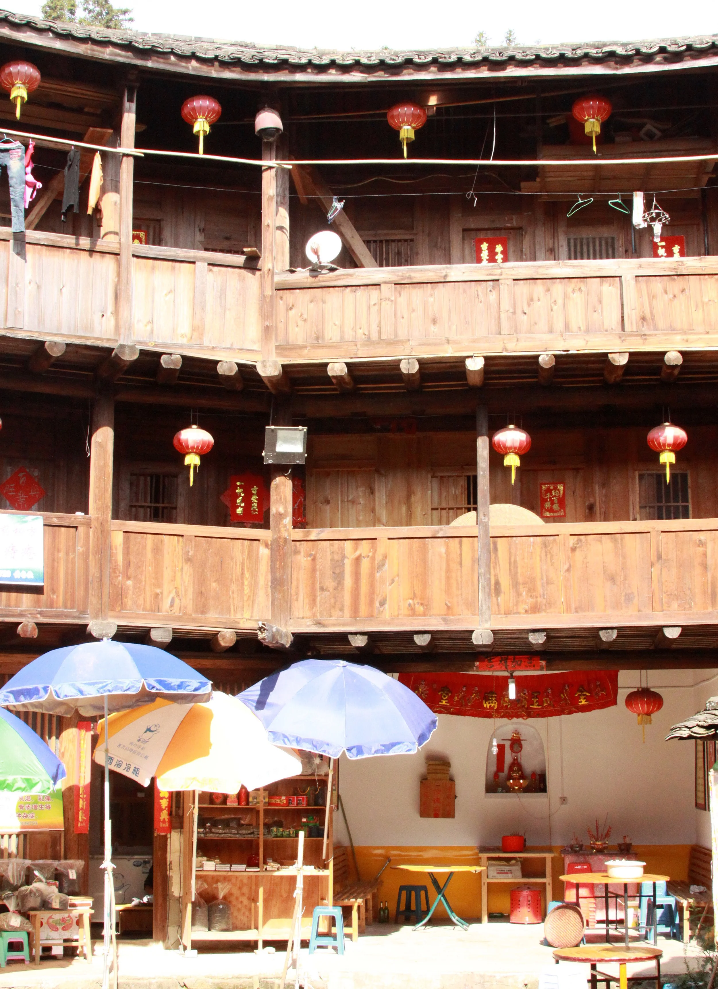 TIANLOUKENG HAKKA CLUSTER - FUJIAN CHINA (44).JPG