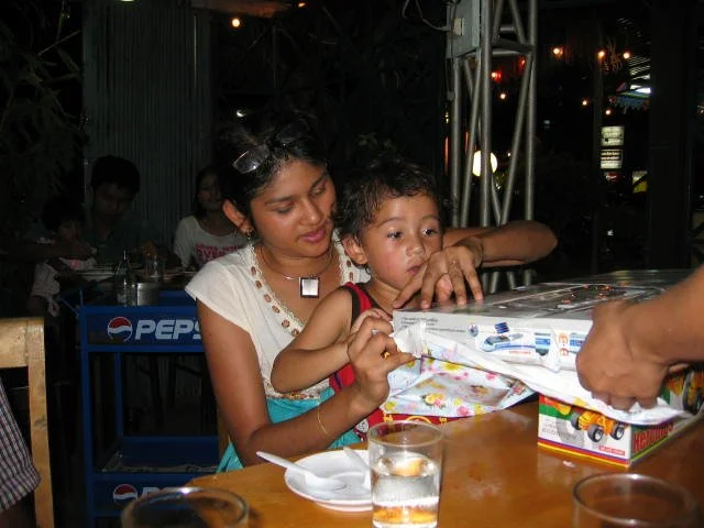 2005 Nakhonsithammarat with Family (20).jpg