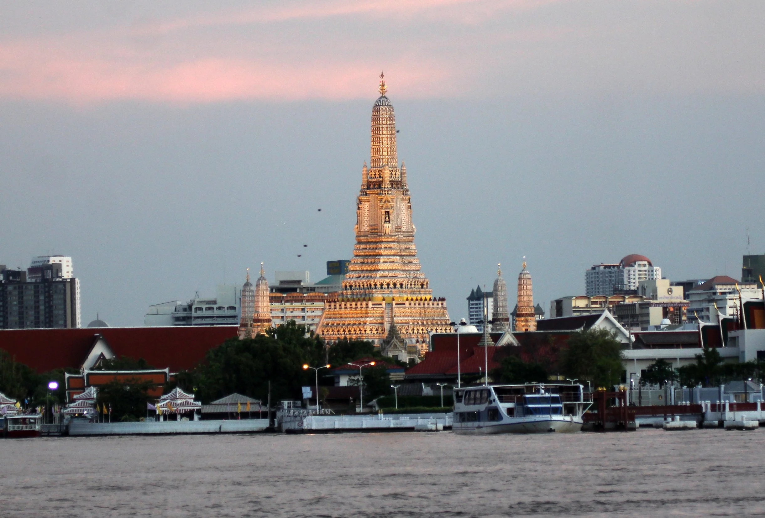 2020 Bangkok Scenes on Motorcycle Ride with Cokie Chula too (214).JPG