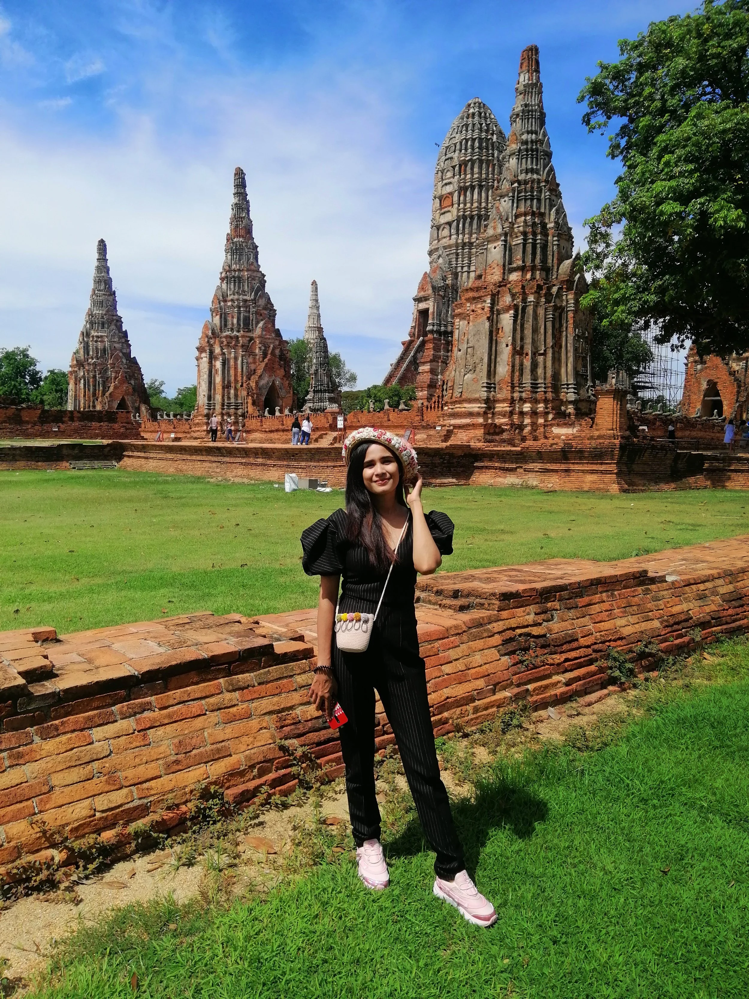 2020 Ayutthaya with Liana & Gift and Mom (7).jpg