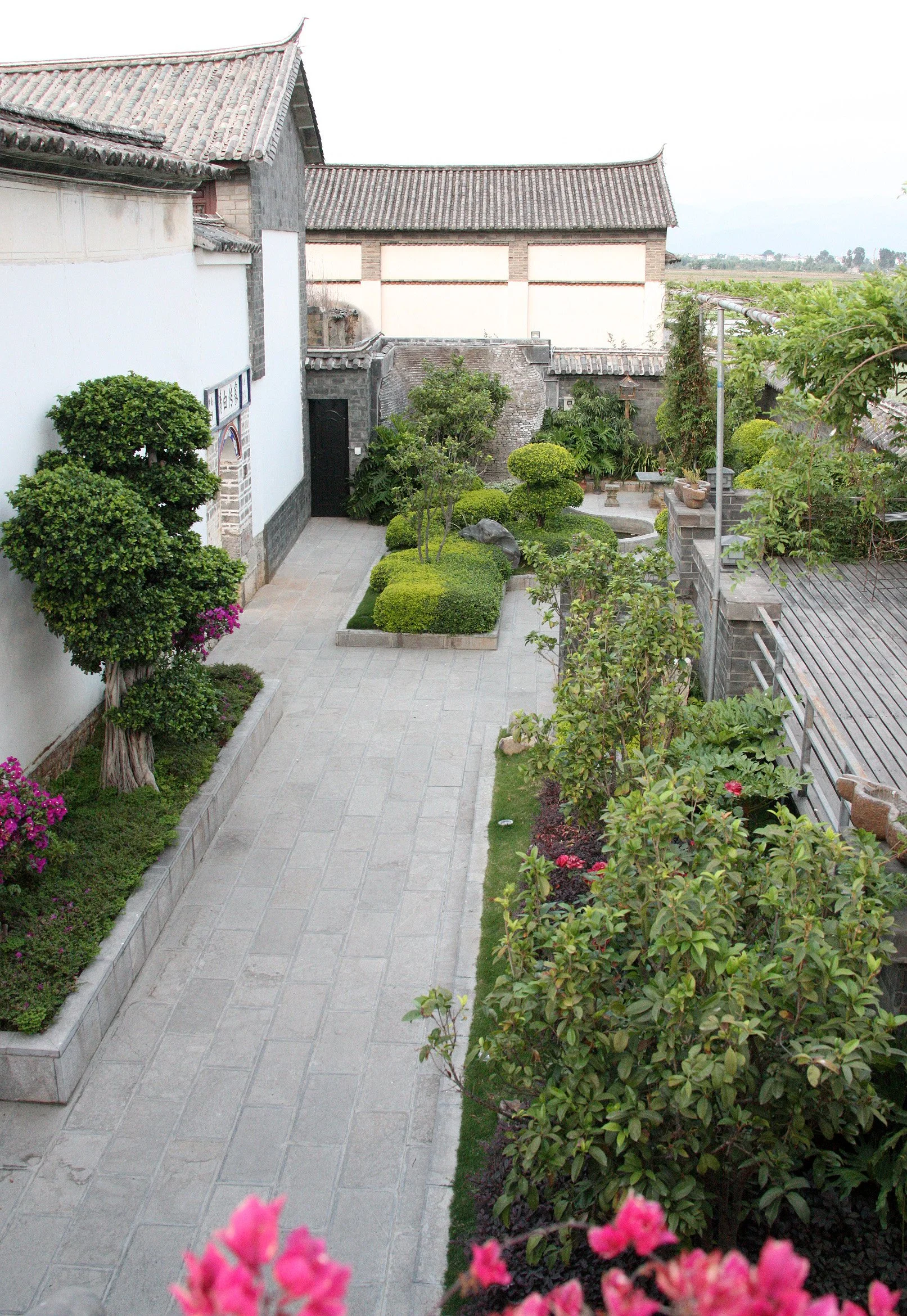 LINDEN CENTER - XIZHOU VILLAGE YUNNAN CHINA (51).JPG