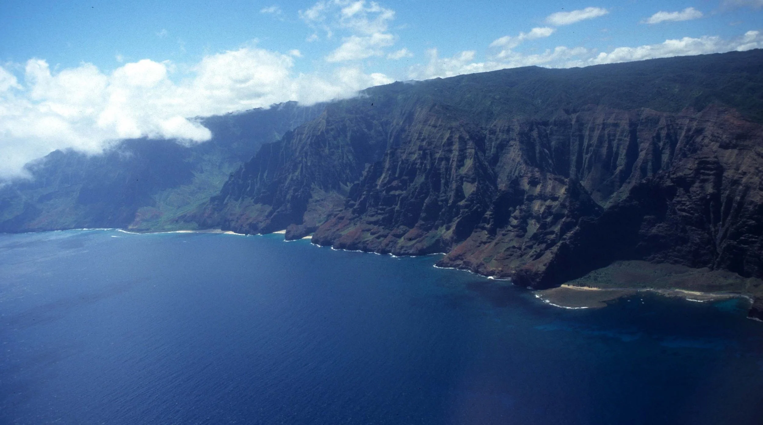 HAWAII - KAUAI COAST.jpg