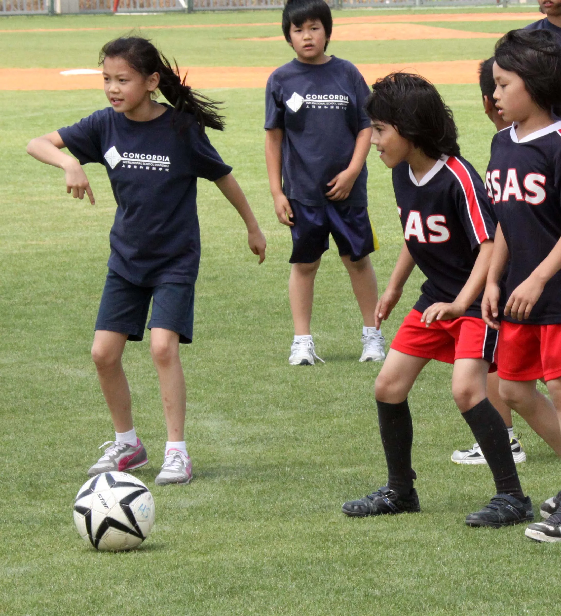 SAS THIRD GRADE SOCCER DAY (67).JPG