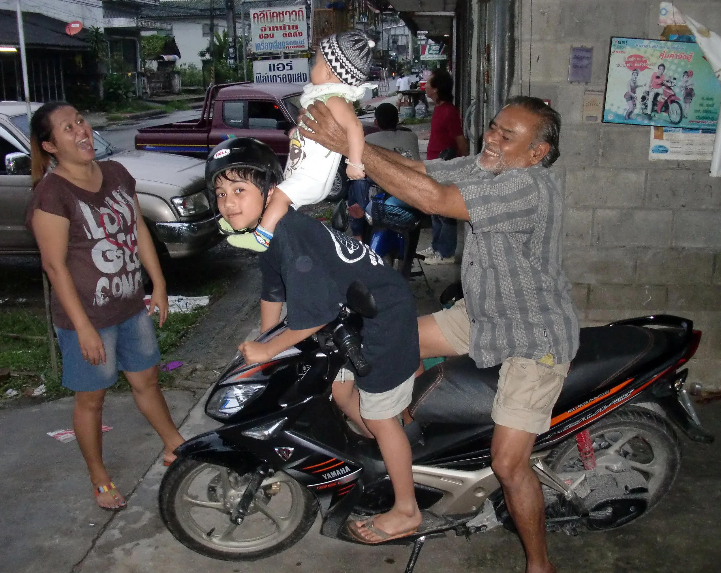 2011 Nakhonsithammarat Winter Trip (9).JPG
