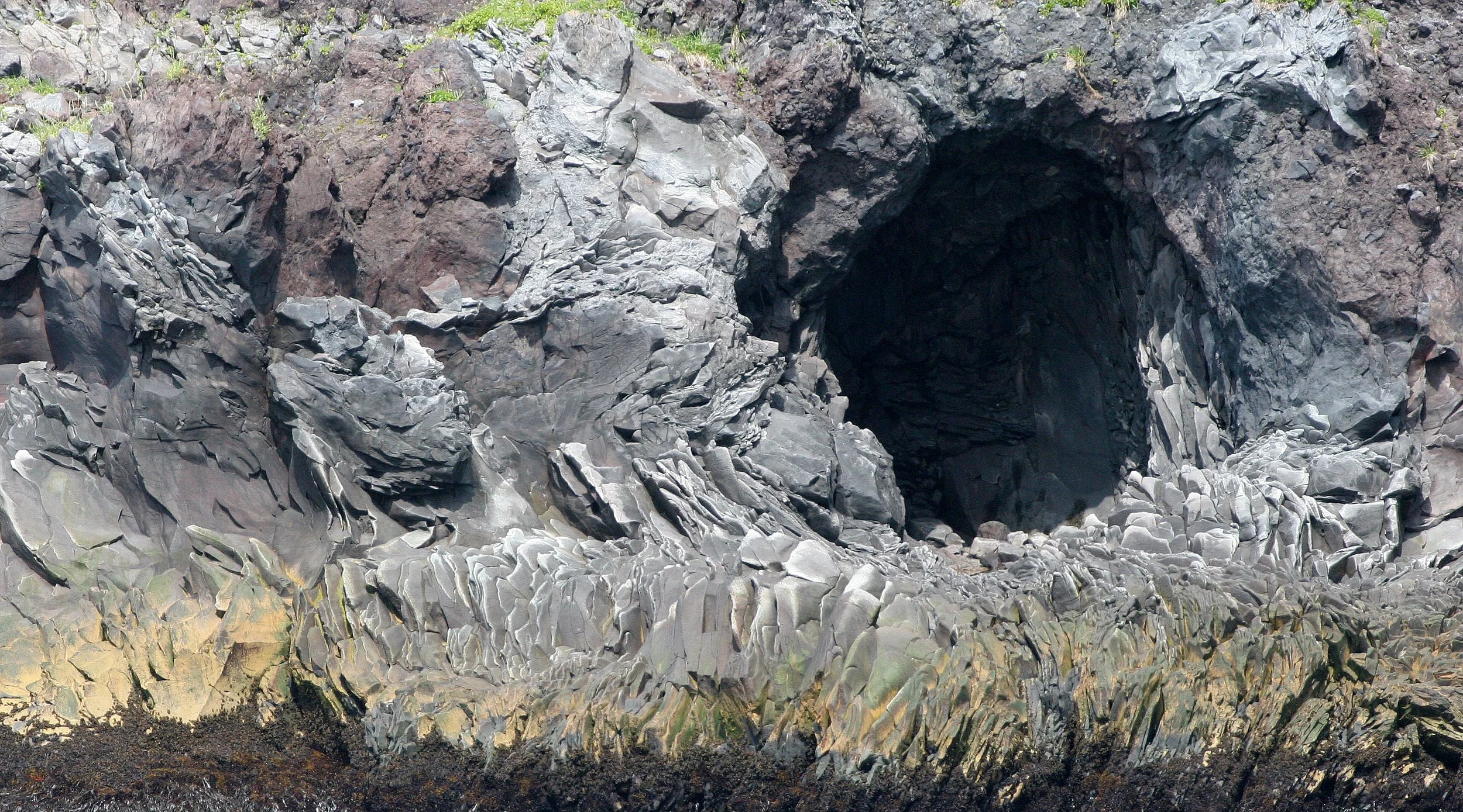 KURIL ISLANDS - VIEWS LANDSCAPES AND GEOLOGY - RUSSIA (75).jpg