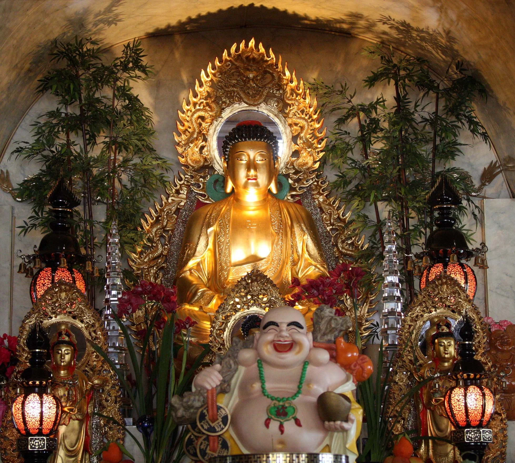 2010-4-10 SACRAMENTO CALIFORNIA - LIEN'S TEMPLE & COSUMNES MEMORIAL.JPG