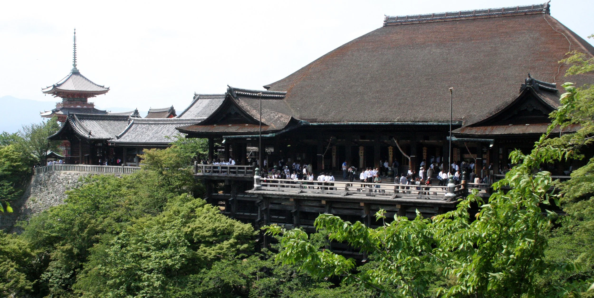 KYOTO - MAY 2009 - KYOUMIZU TEMPLE AND SURROUNDING AREA (19).JPG
