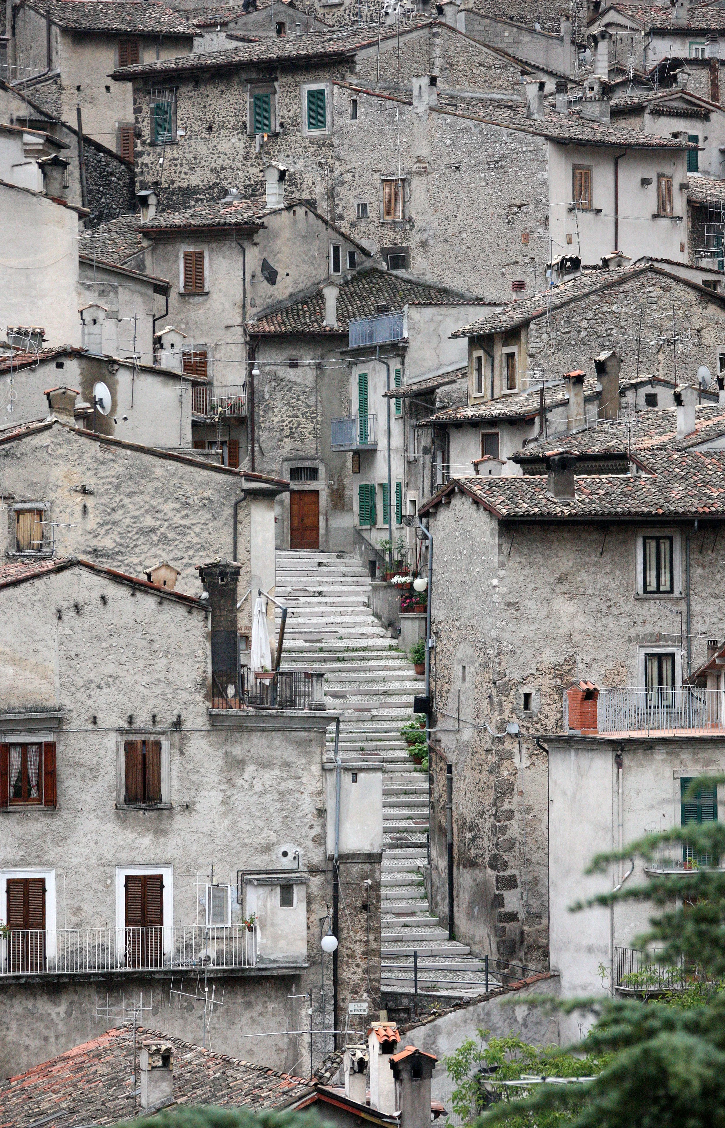 SCANNO ITALY - SUMMER 2013 (4).JPG