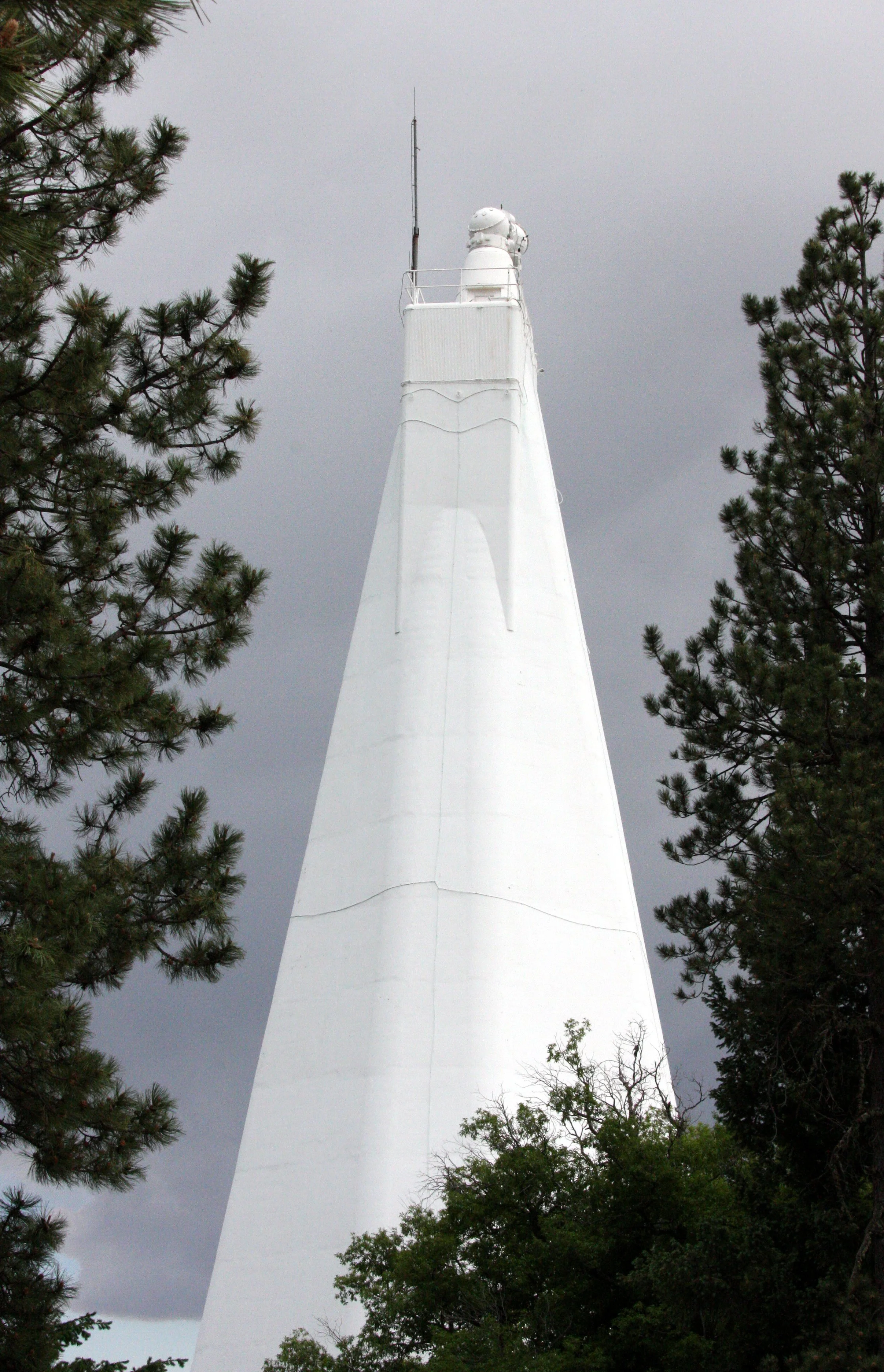 SACRAMENTO MOUNTAINS NEW MEXICO - SUNSPOT OBSERVATORY.JPG