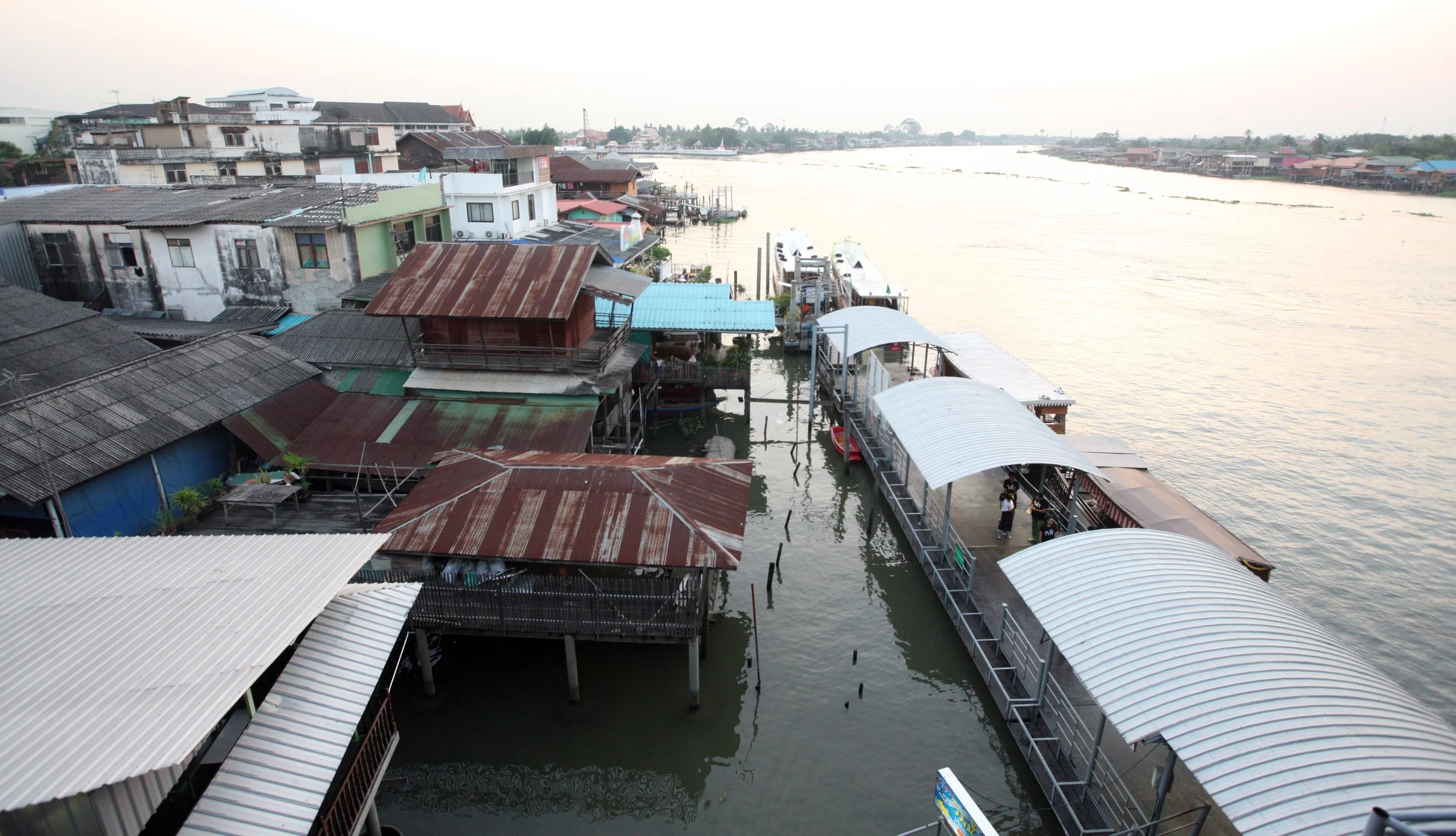 2015 Pakkret Nonthaburi Sunset on Chao Praya (28).JPG