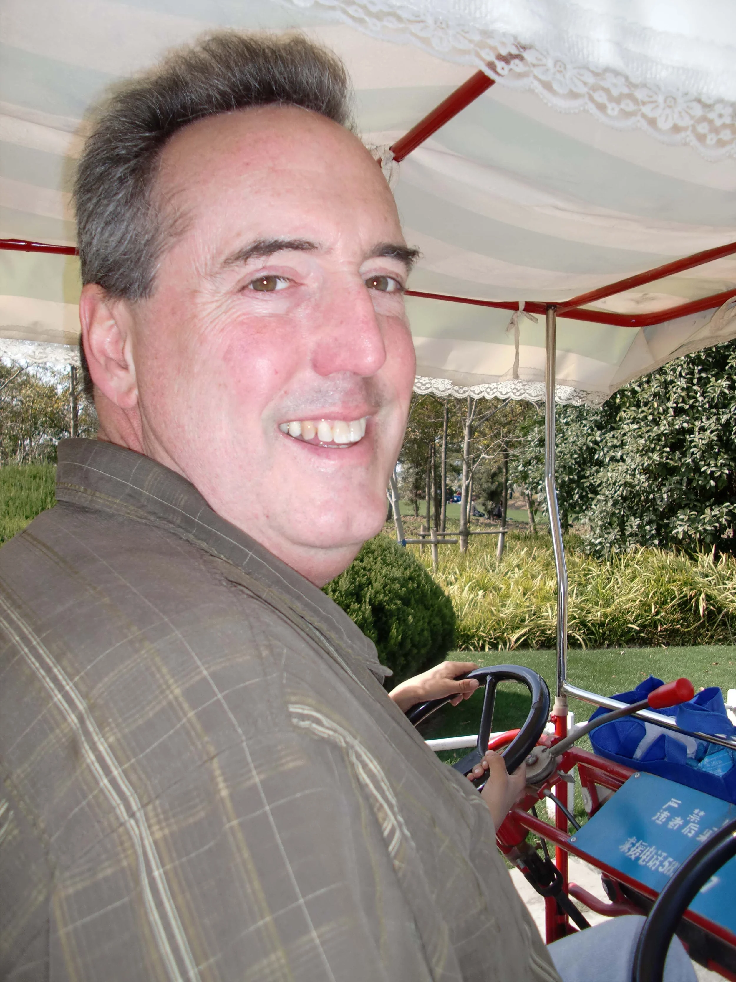 2011-3-13 CENTURY PARK SHANGHAI (16).JPG