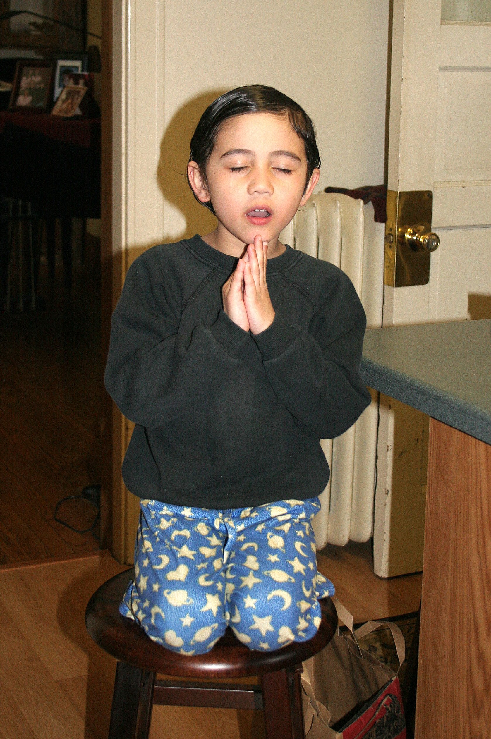 2008-4-2 CHICAGO SPRING TRIP - COKIE POSING (3).JPG