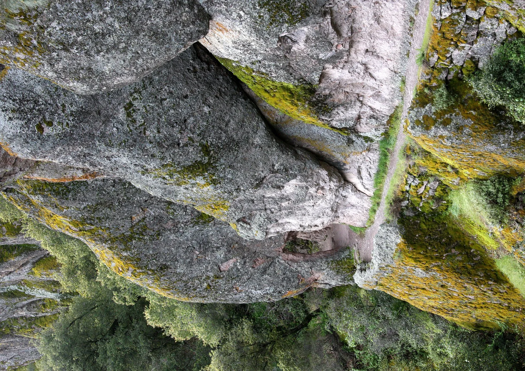 PINNACLES NATIONAL MONUMENT CALIFORNIA - VIEWS OF THE REGION (21).JPG