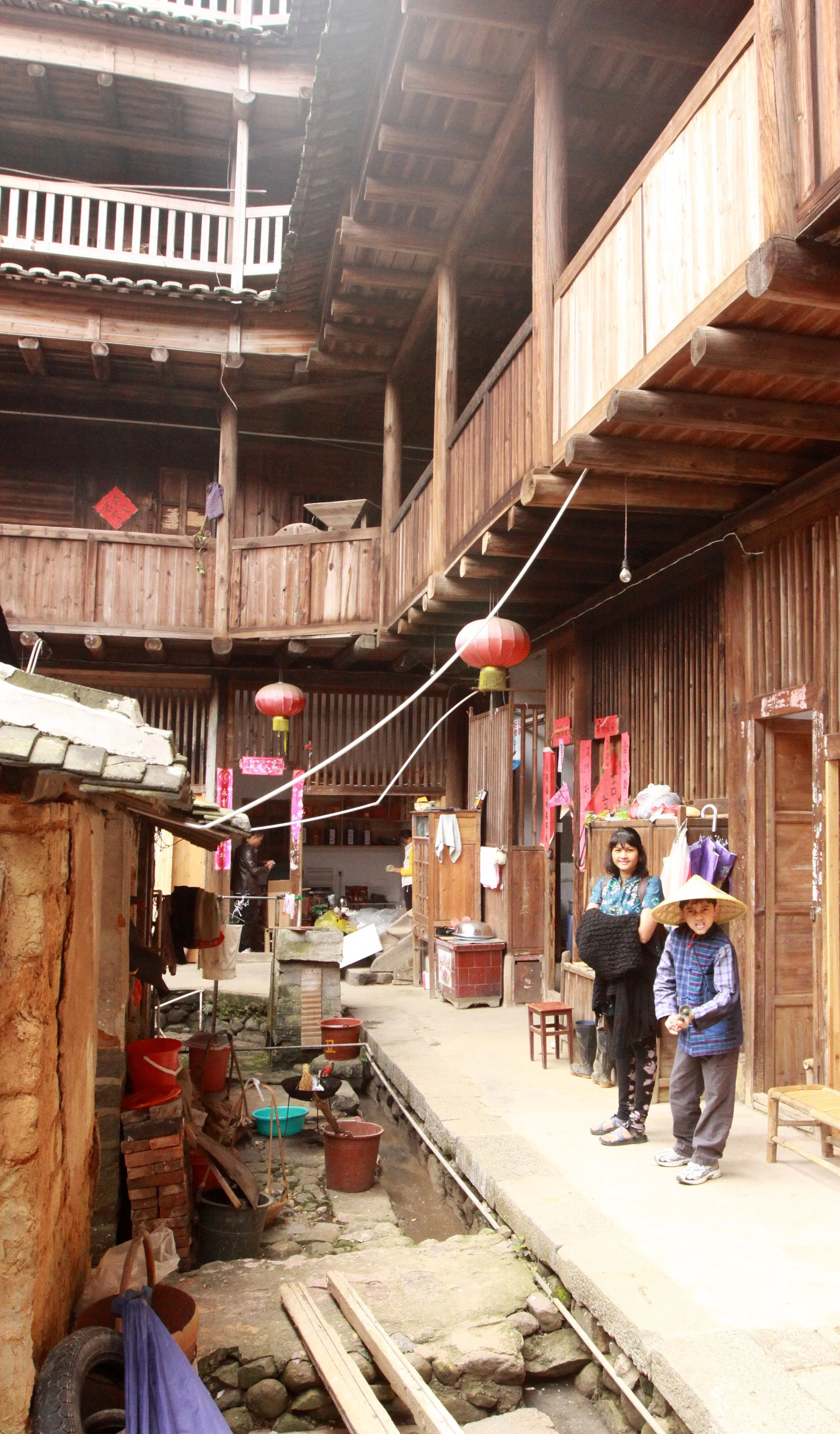 CHENGQILOU HAKKA VILLAGE - FUJIAN CHINA (82).JPG