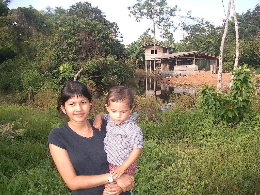 2004 Nakhonsithammarat with Family (5).JPG