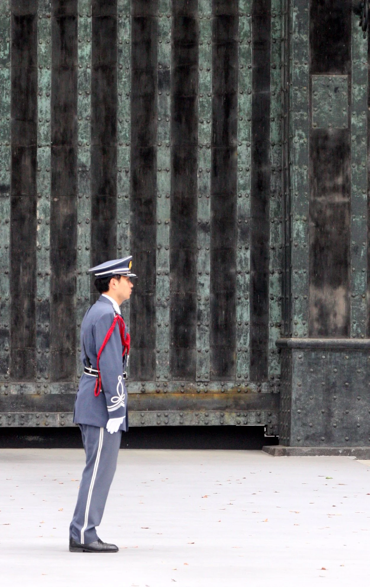 TOKYO -MAY 2009 -  IMPERIAL PALACE (3).JPG